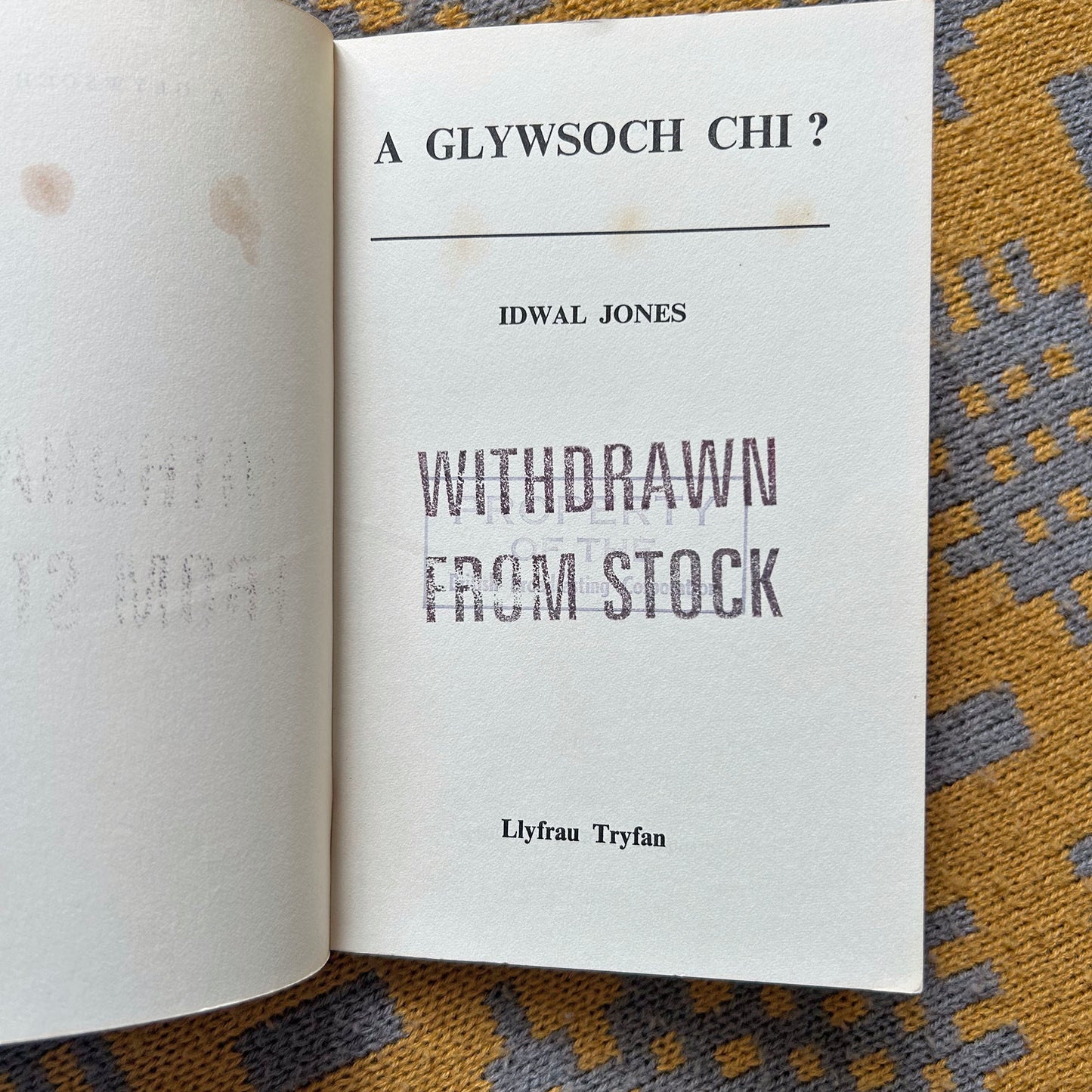 A Glywsoch Chi? - Idwal Jones - 1978 (Preloved)