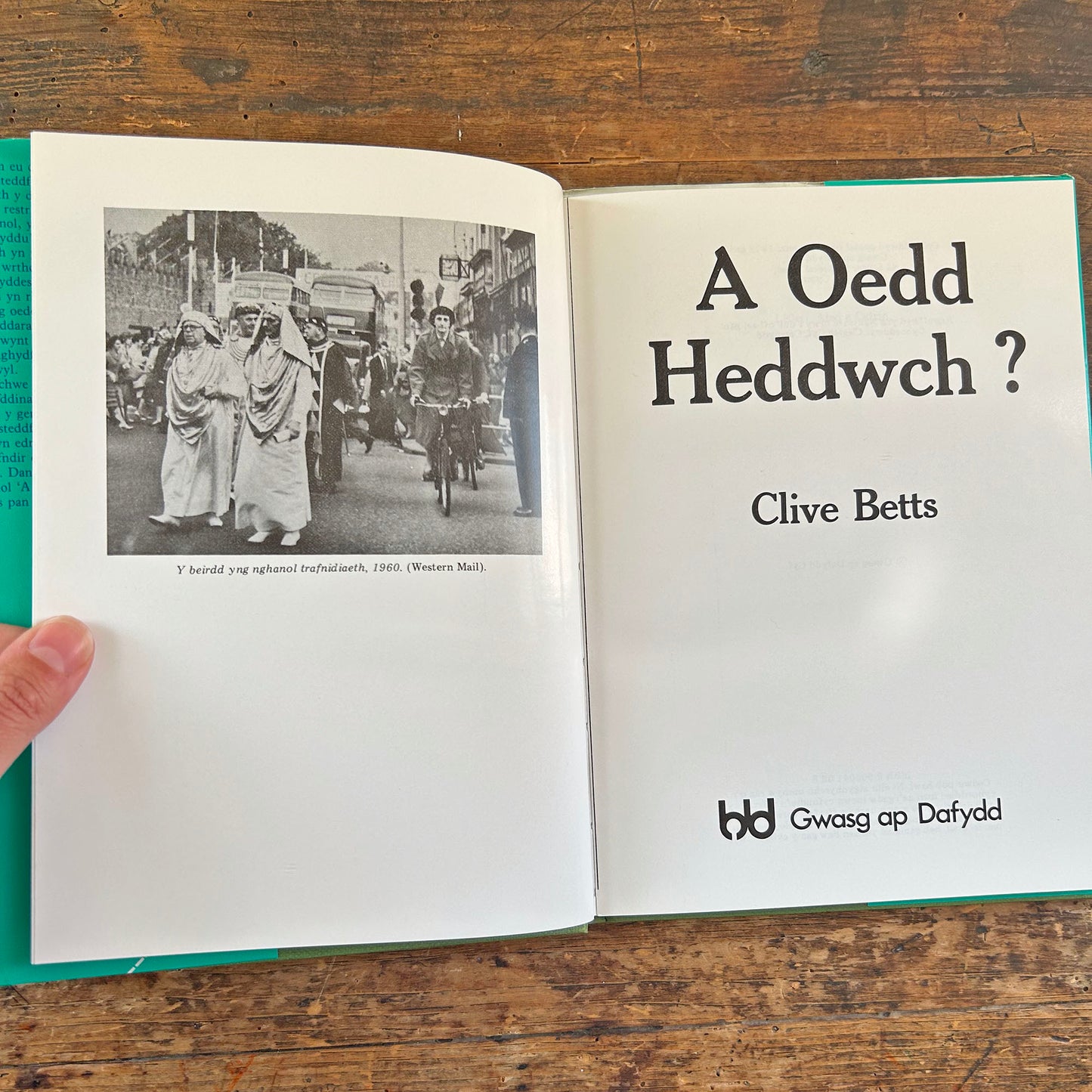 A Oedd Heddwch? Clive Betts - 1978 (Preswyl)