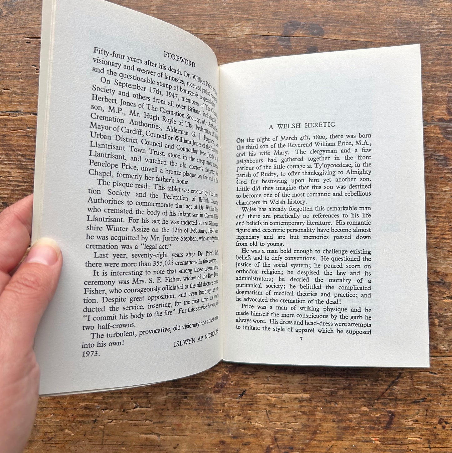 A Welsh Heretic: Dr William Price - Islwyn ap Nicholas - 1973 (Preloved)
