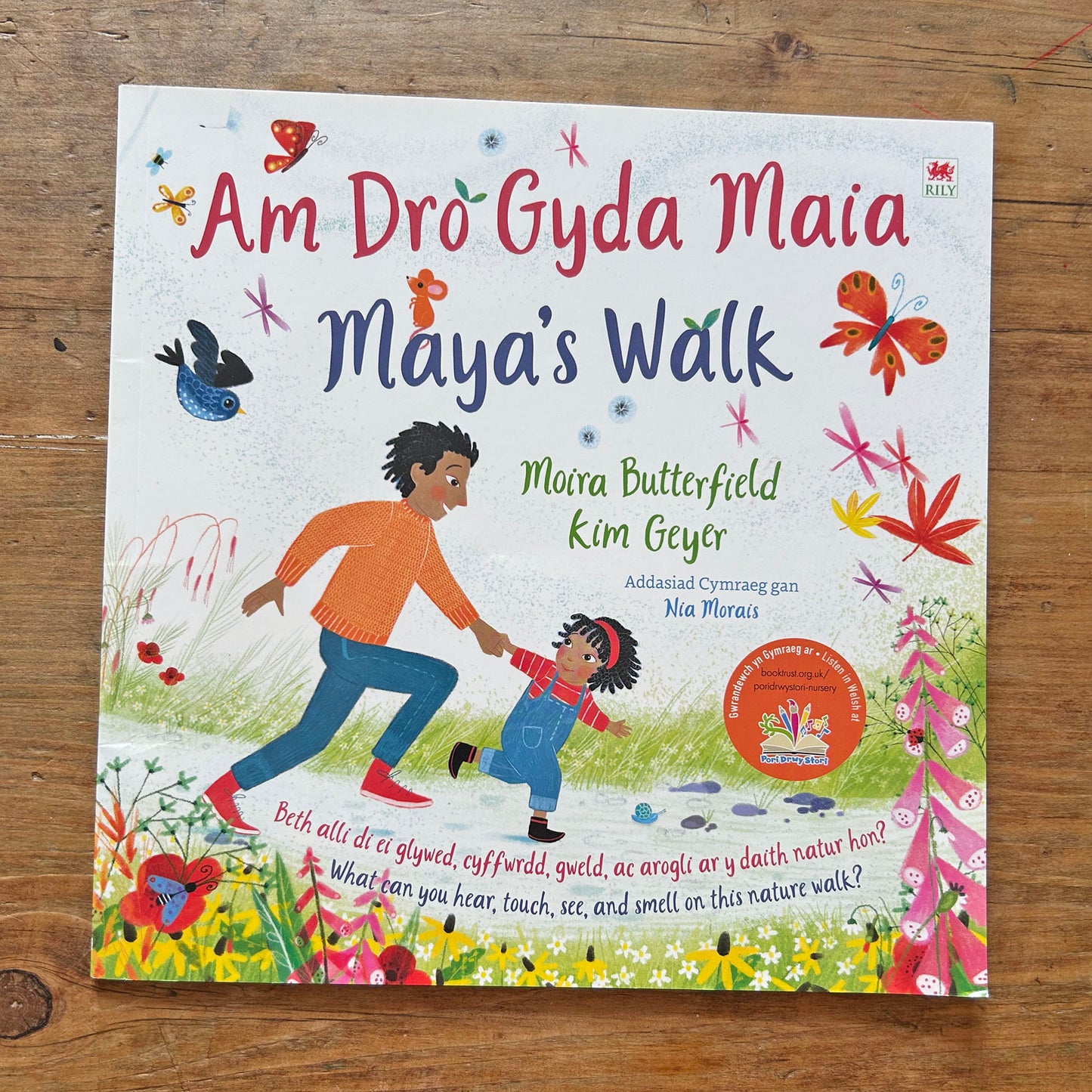 Am Dro Gyda Maia - Maya's Walk (Preloved)
