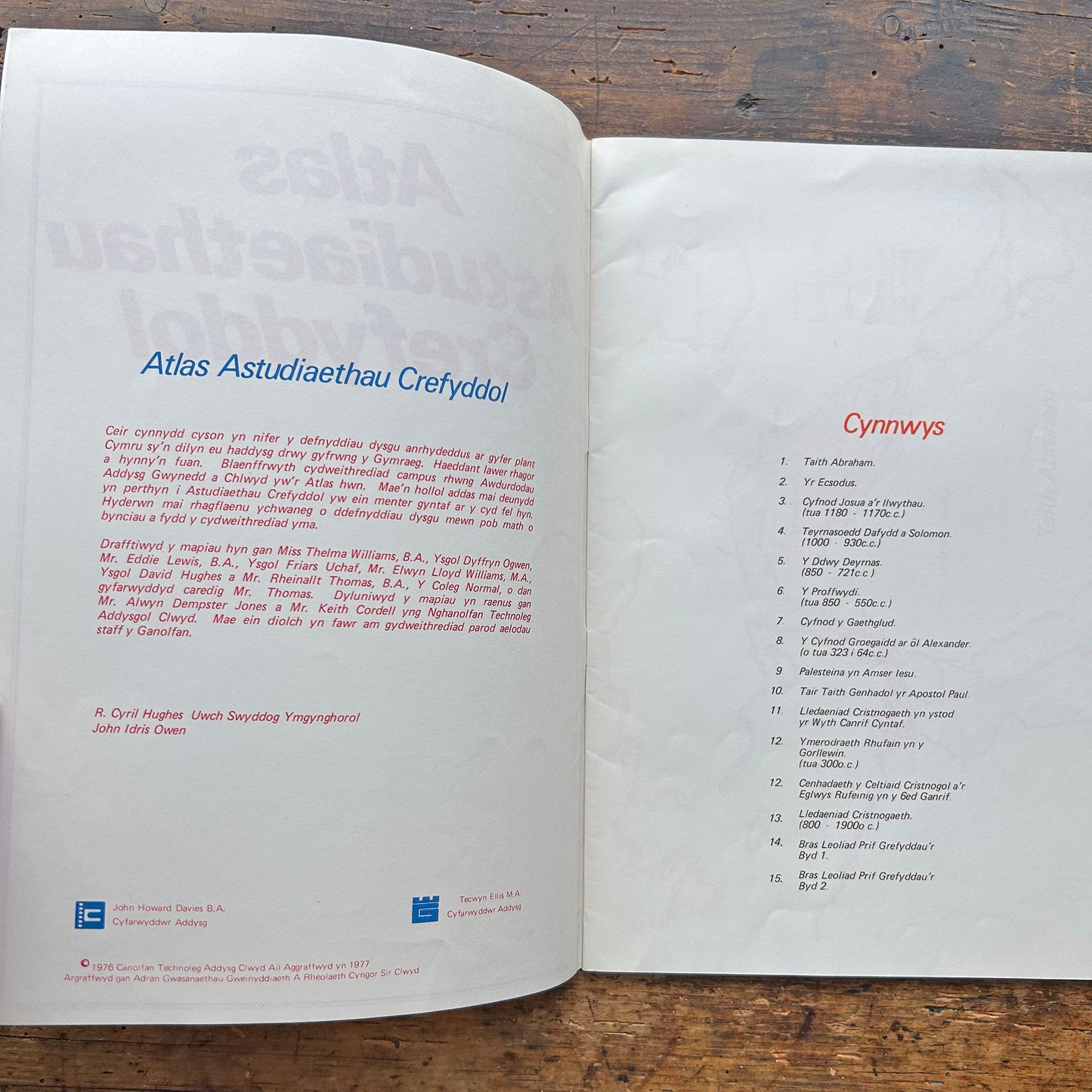 Atlas Astudiaethau Crefyddol / Atlas of Religious Studies (Preloved)