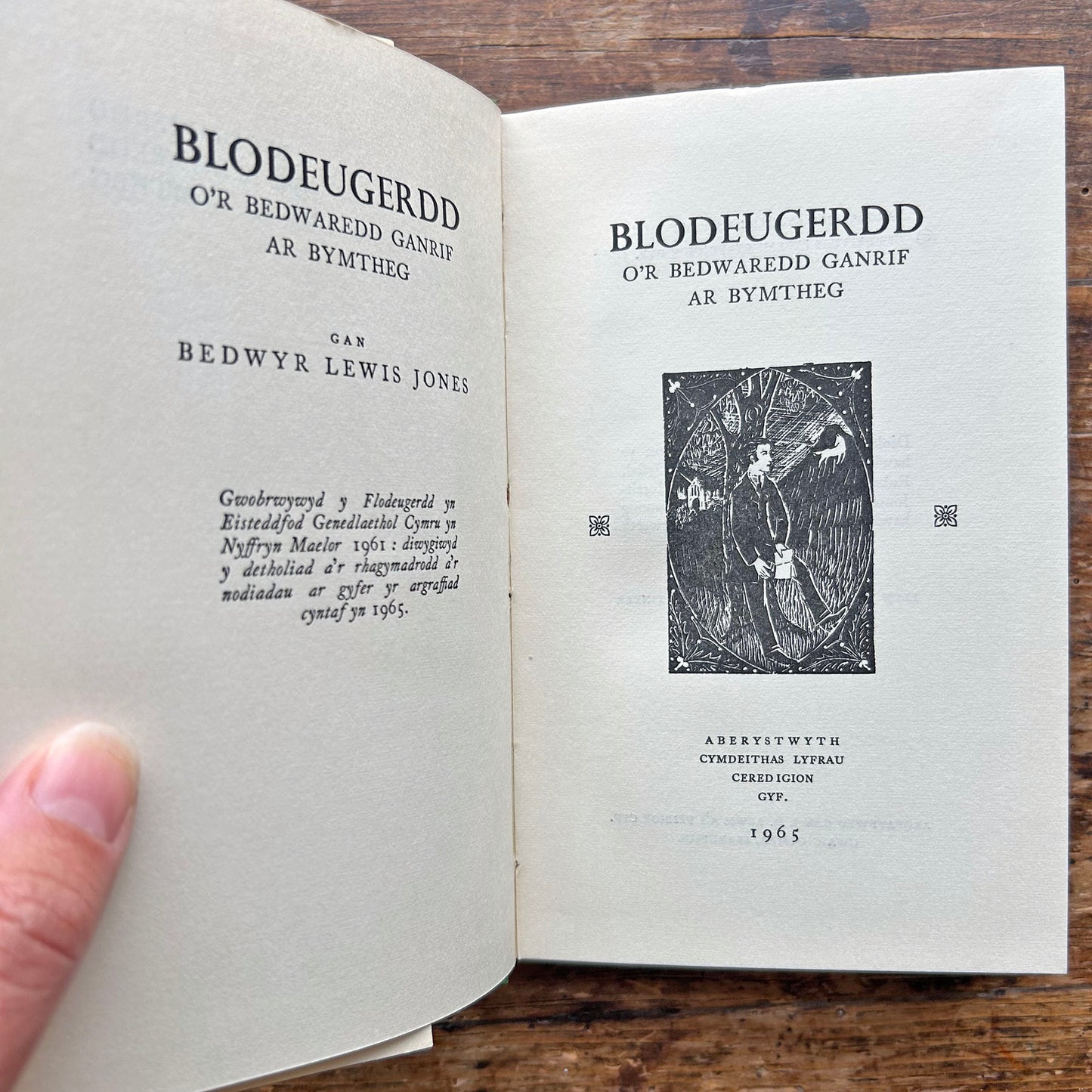 Blodeugerdd o'r Bedwaredd Ganrif ar Bymtheg - 1965 1st ed. (Preloved)