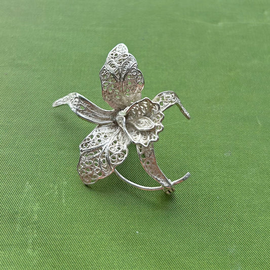 Brooch - Vintage - 935 Silver - Filigree Daffodil (Preloved)