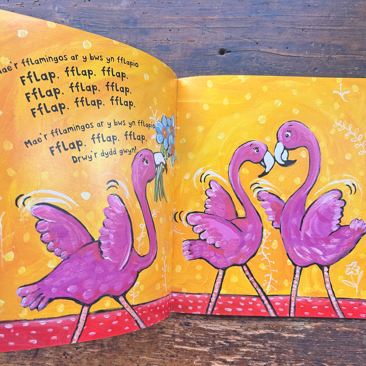 Bws Sbri-Hi-Hi y Jyngl / The Wheels on the Bus (Preloved)