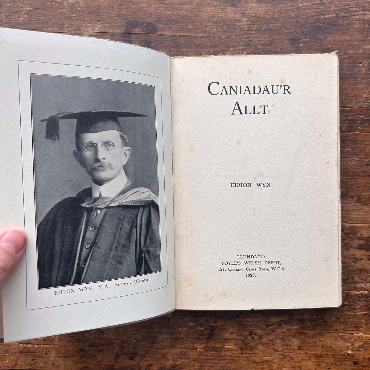 Caniadau'r Allt - Eifion Wyn - 1927 (Preloved)