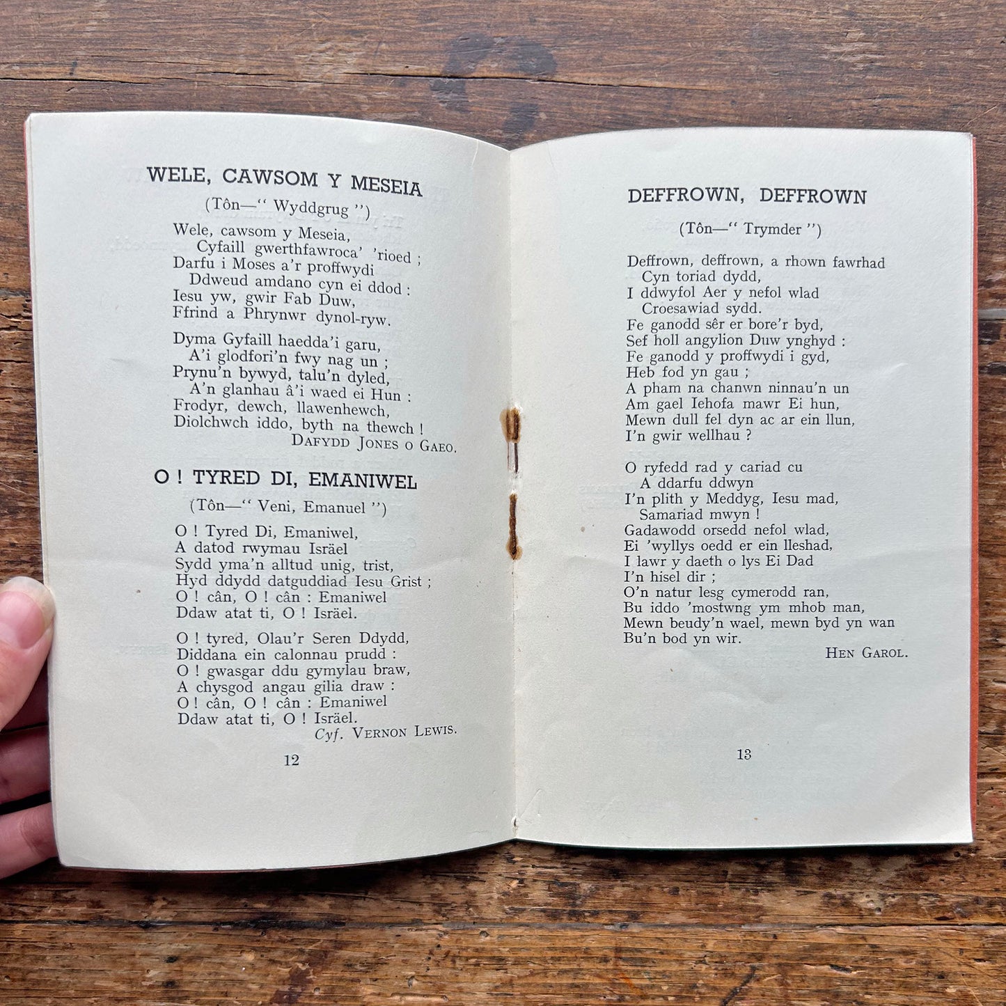 Carolau Nadolig - Christmas Carols - Urdd - 1956 (Preloved)
