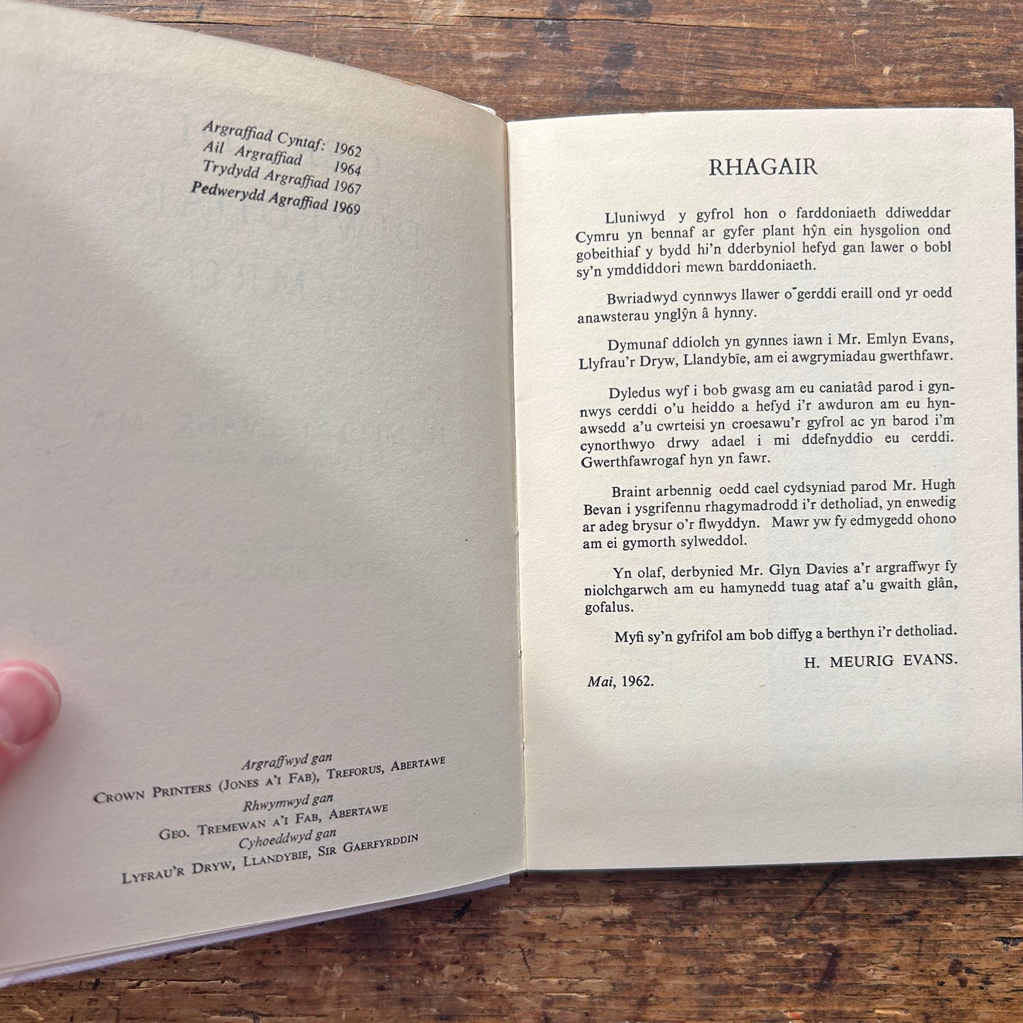 Cerddi Diweddar Cymru - H. Meurig Evans (Preloved)
