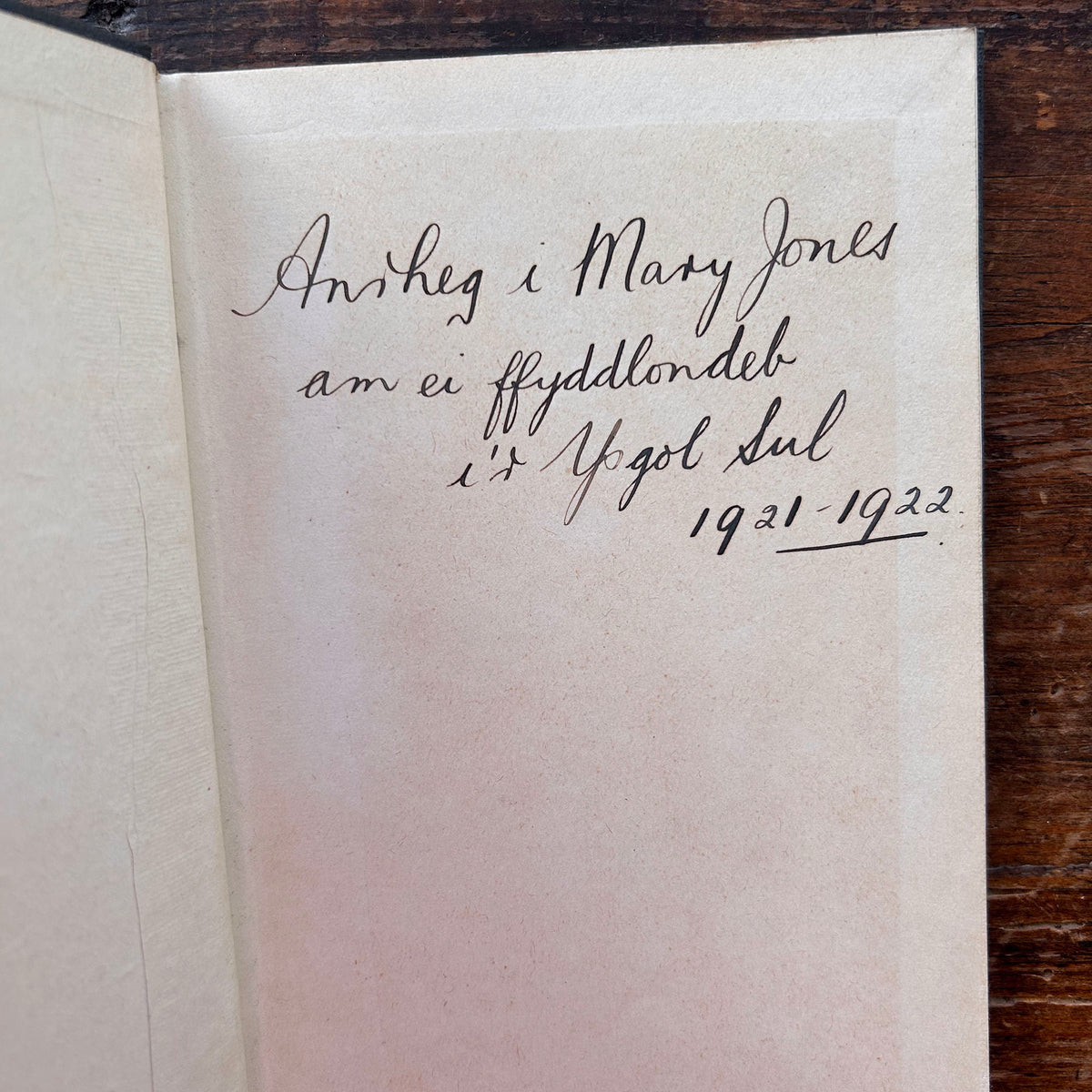 Clych Atgof - Penodau Yn Hanes Fy Addysg - Owen Edwards - 1921 1st edition (Preloved)