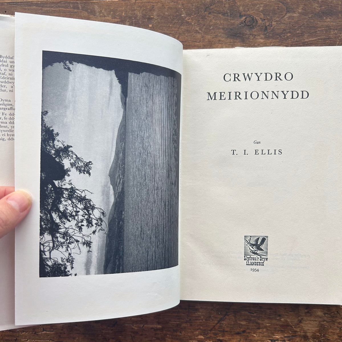 Crwydro Meirionnydd - TI Ellis (Preloved)