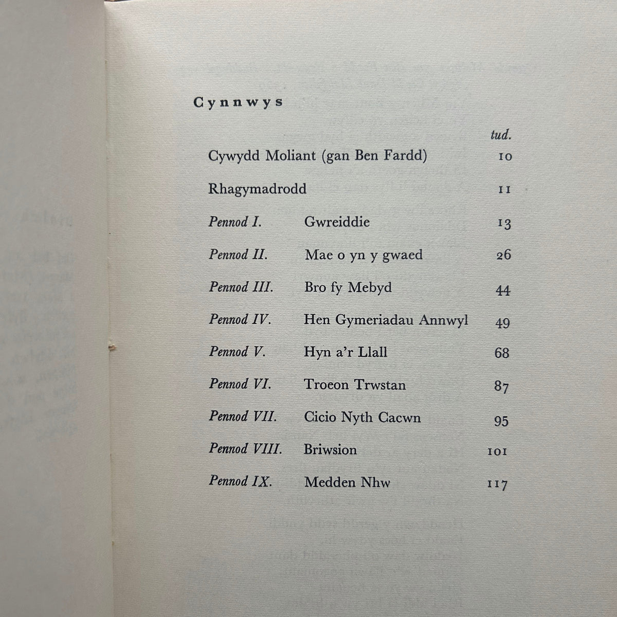 Cwpwrdd Nansi - Nansi Richards / Telynores Maldwyn Autobiography 1972 (Preloved)