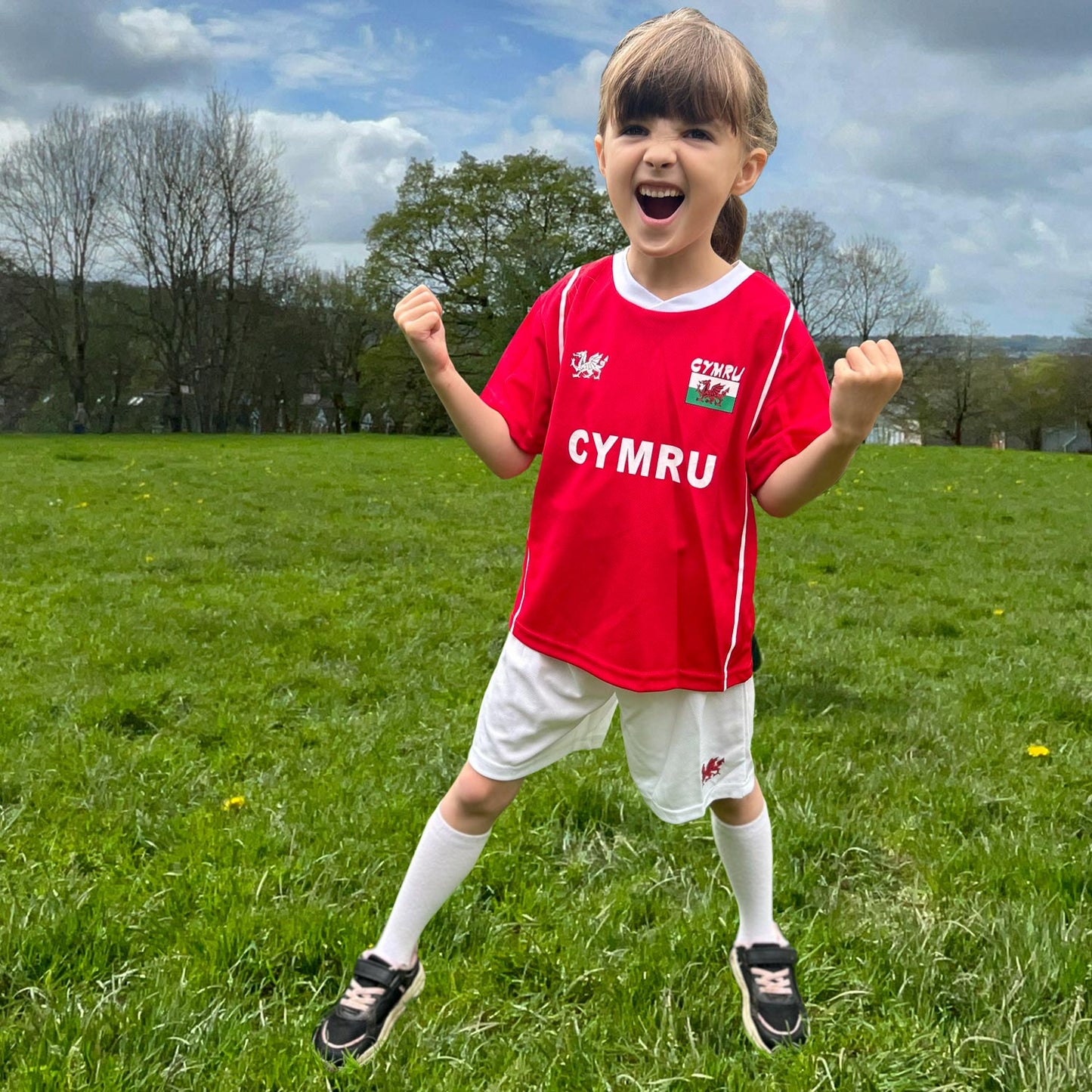 Welsh Football Kit - Wales / Cymru - Kids