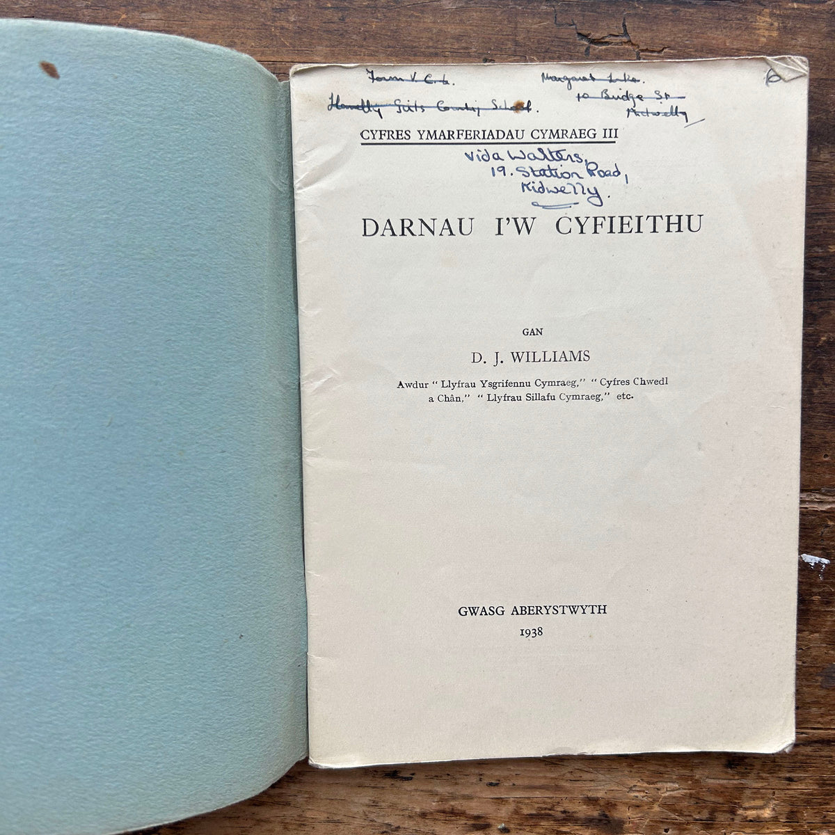 Darnau I'w Cyfieithu - Cyfres Ymarferiadau Cymraeg III - 1938 (Preloved)