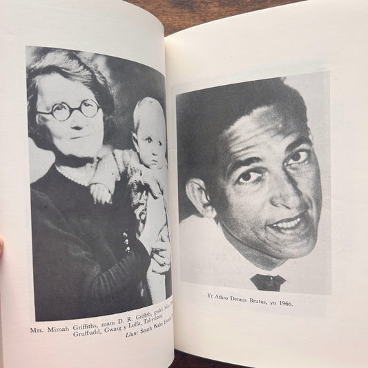 Defosiwn A Direidi - D. R. Griffith - 1986 (Preloved)