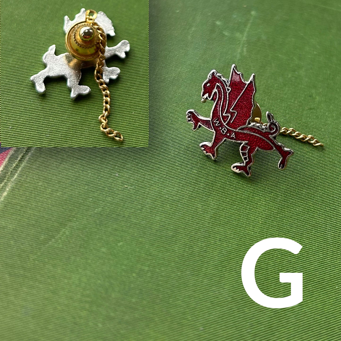 Bathodyn Pin Lapel - Hen Ffasiwn - Draig WBA (Wedi'i Ail-law)