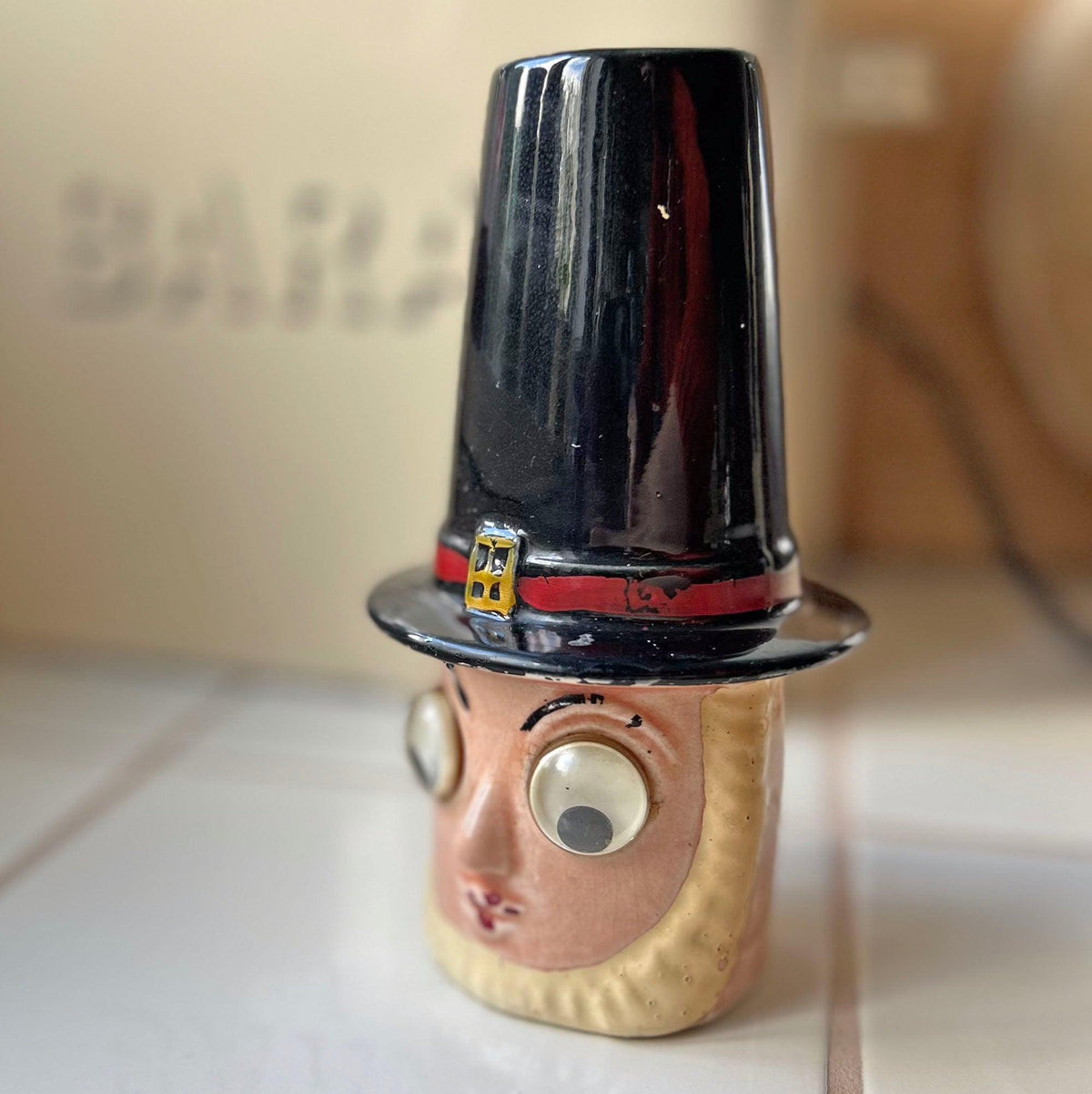 Flour / Sugar Shaker - Vintage - Welsh Lady - Novelty (Preloved)