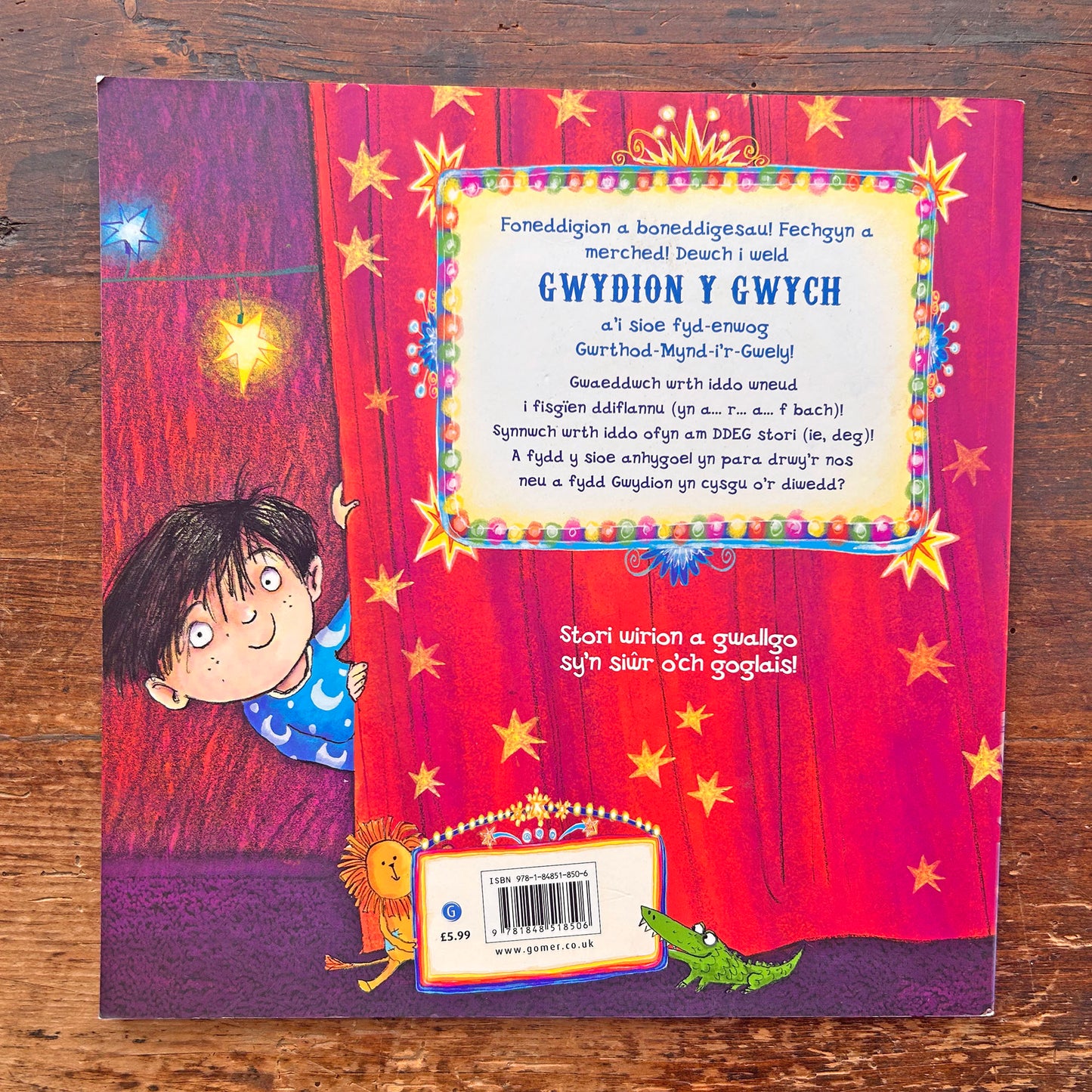 Gwydion a'r Sioe Gwrthod Mynd I'r Gwely (Preloved)