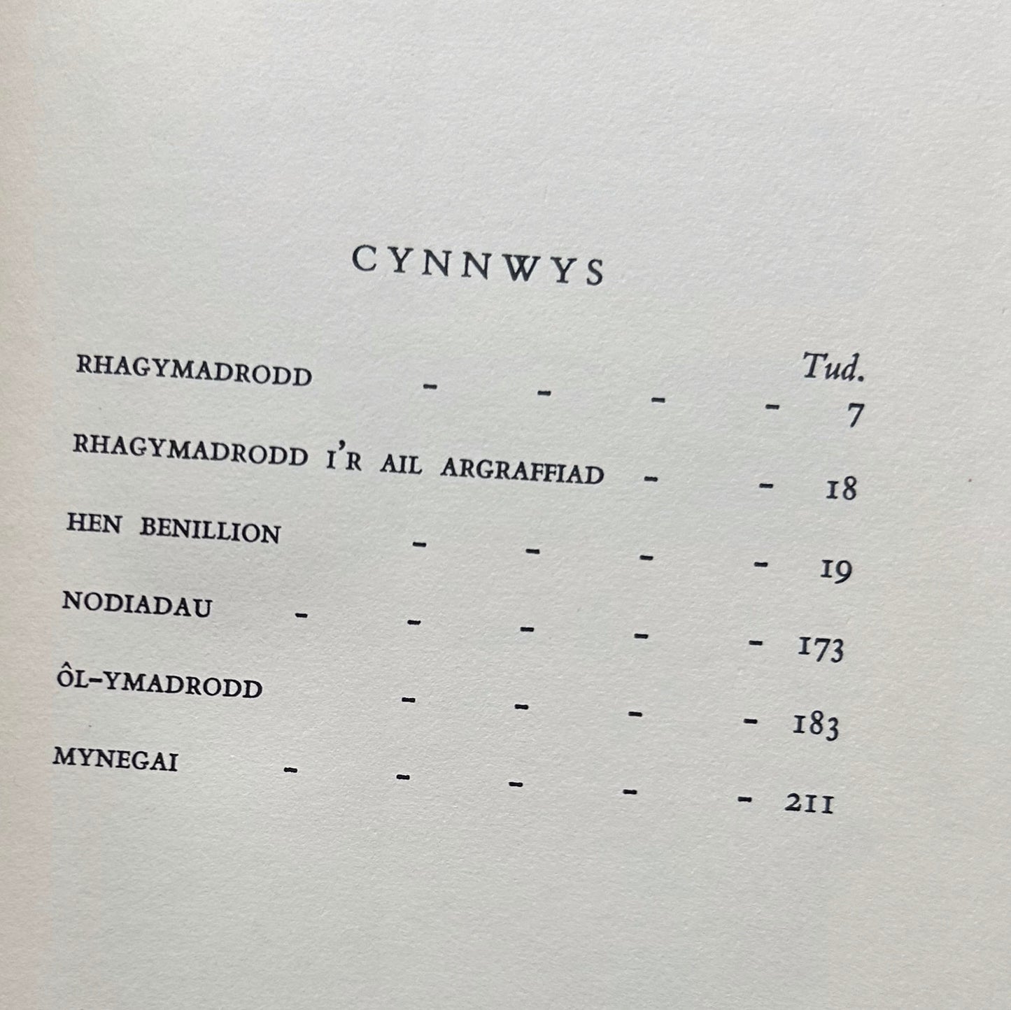 Hen Benillion - T.H. Parry Williams - Welsh Verses 1965 (Preloved)