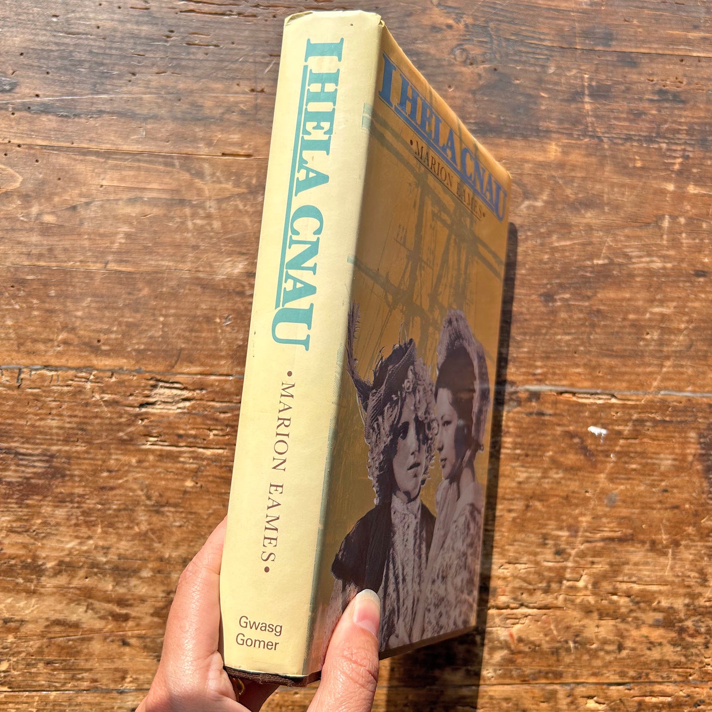I Hela Cnau - Marion Eames 1st ed. (Preloved)