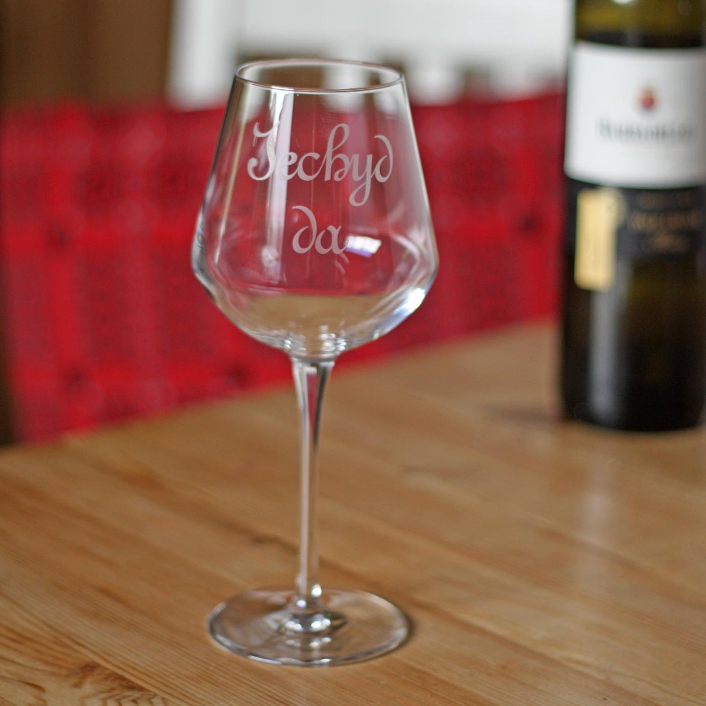 Wine Glass - Iechyd Da - Cheers / Good Health