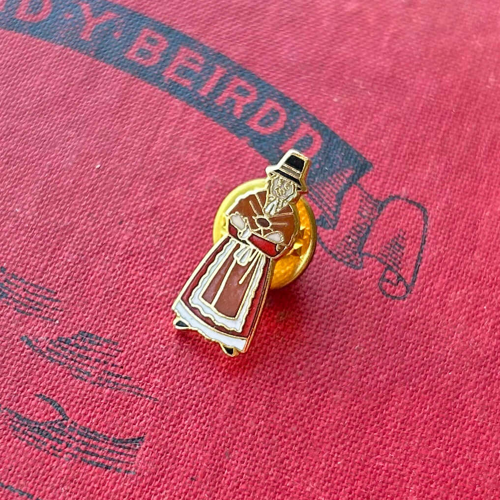 Lapel Pin Badge / Brooch - Vintage - Little Welsh Lady (Preloved)