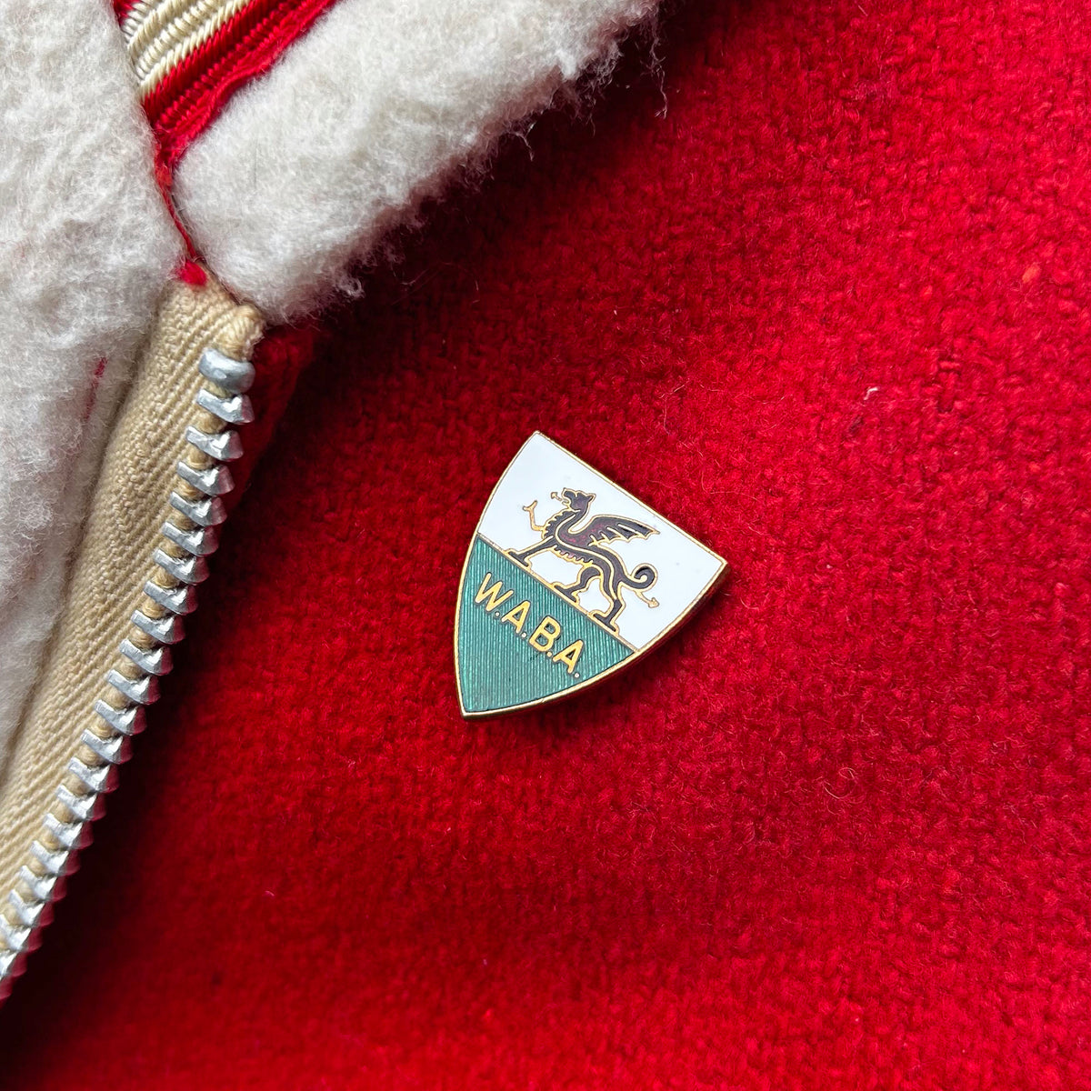 Lapel Pin / Badge - Vintage Dragon - Welsh Amateur Boxing Association W.A.B.A (Preloved)