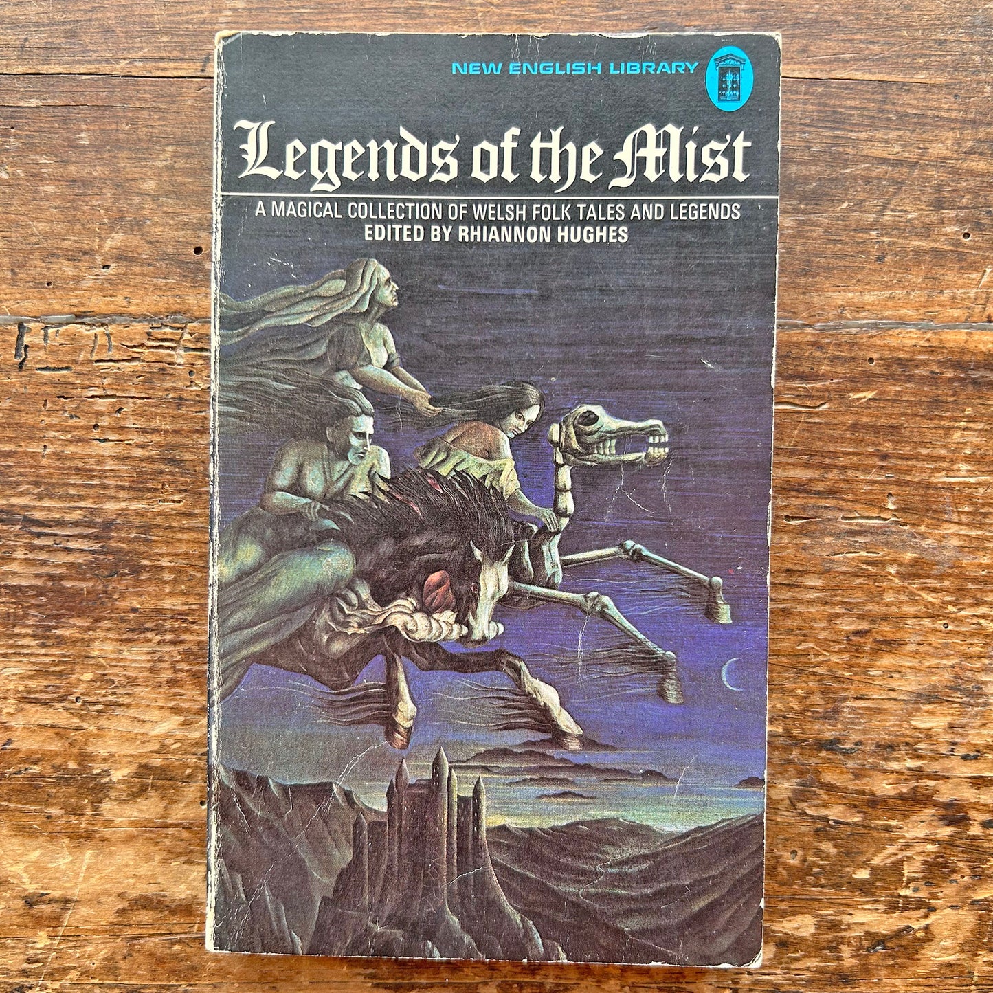 Legends of the Mist - Welsh Folk Tales and Legends - Rhiannon Hughes (Preloved)