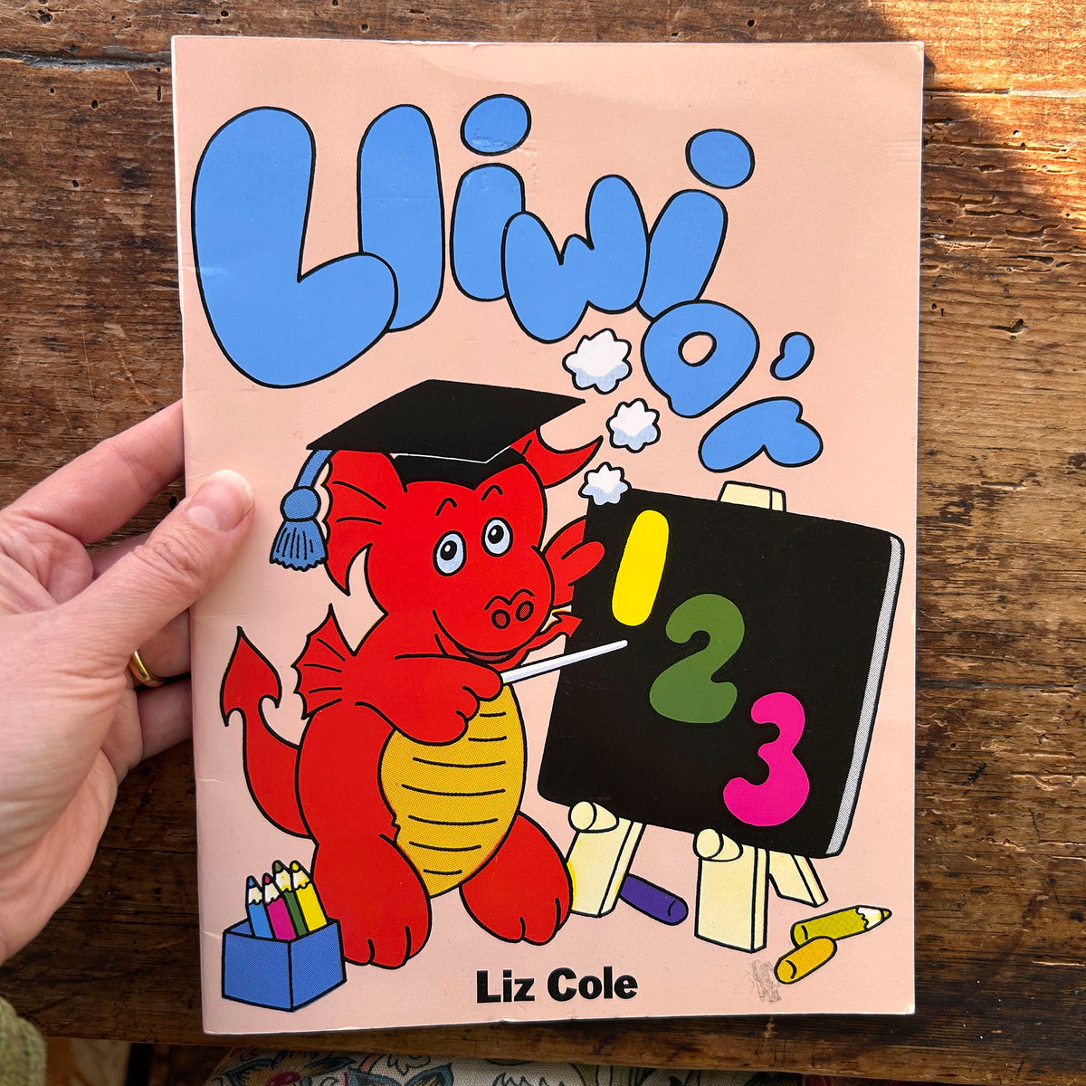 Lliwia'r 123 - Colouring Book (Preloved)