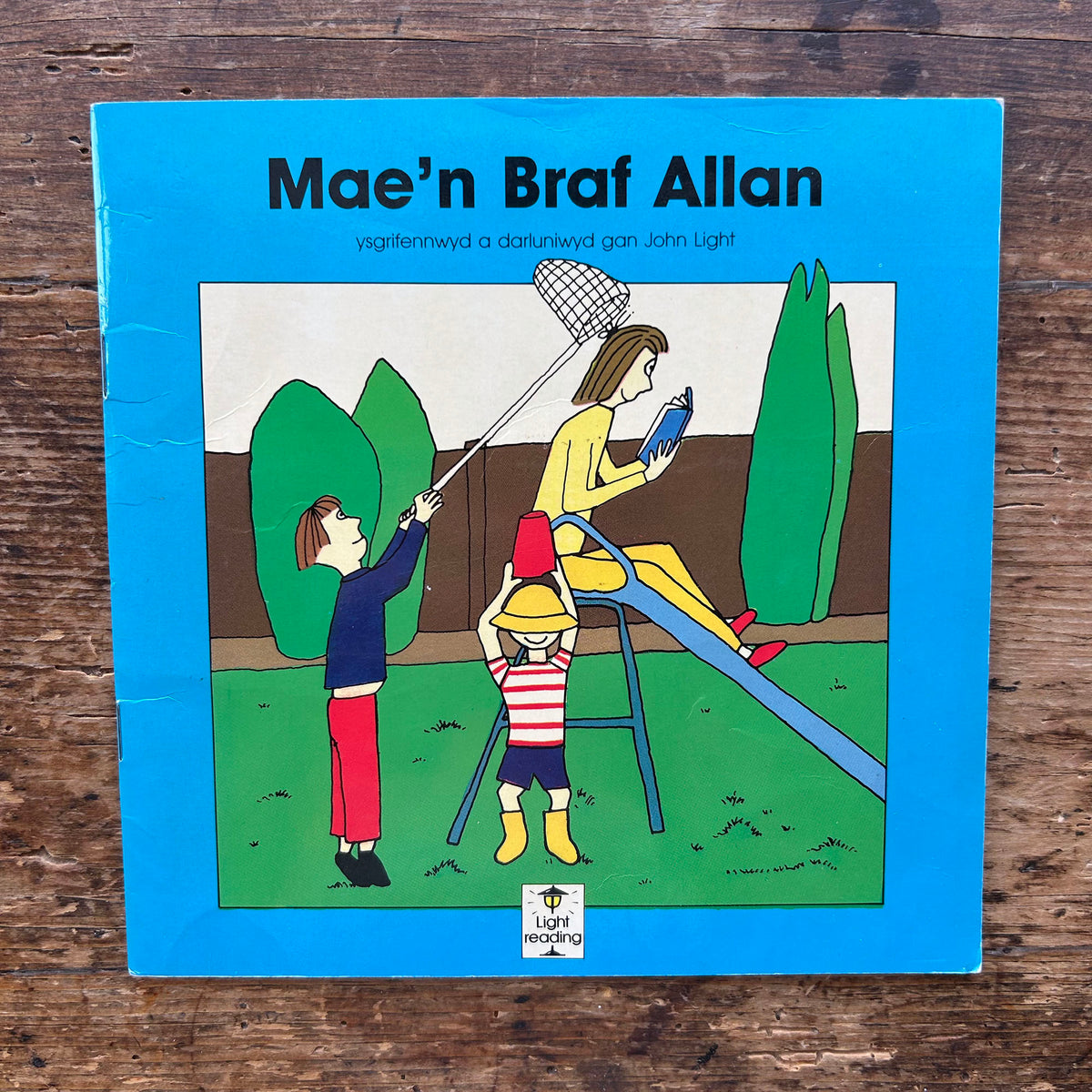 Mae'n Braf Allan - Light Reading 1989 (Preloved)
