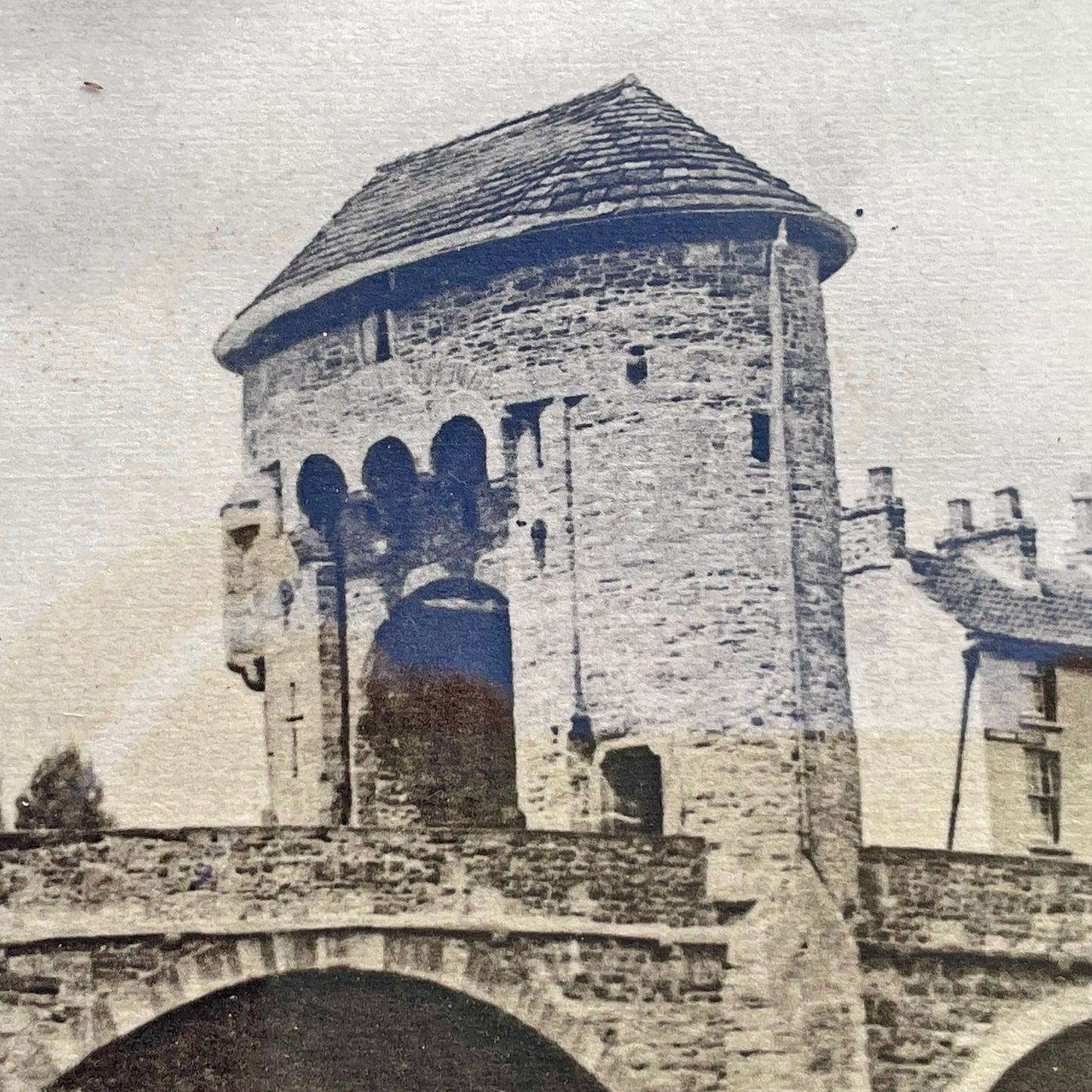 Original Antique Photograph - Solid Oak Frame - Monnow Bridge, Monmouth / Trefynwy (Preloved)