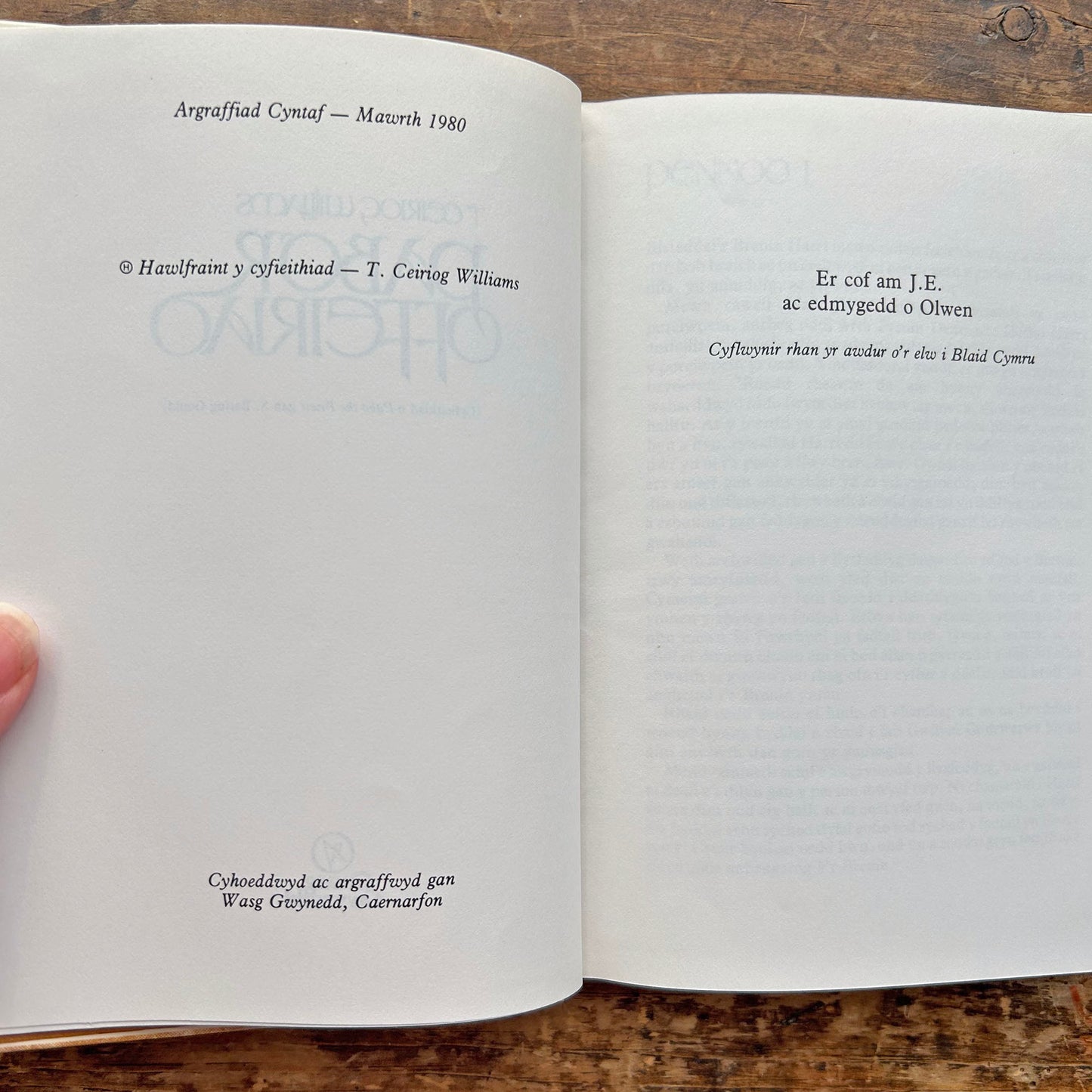 Pabo'r Offeiriad - T. Ceiriog Williams (Preloved)