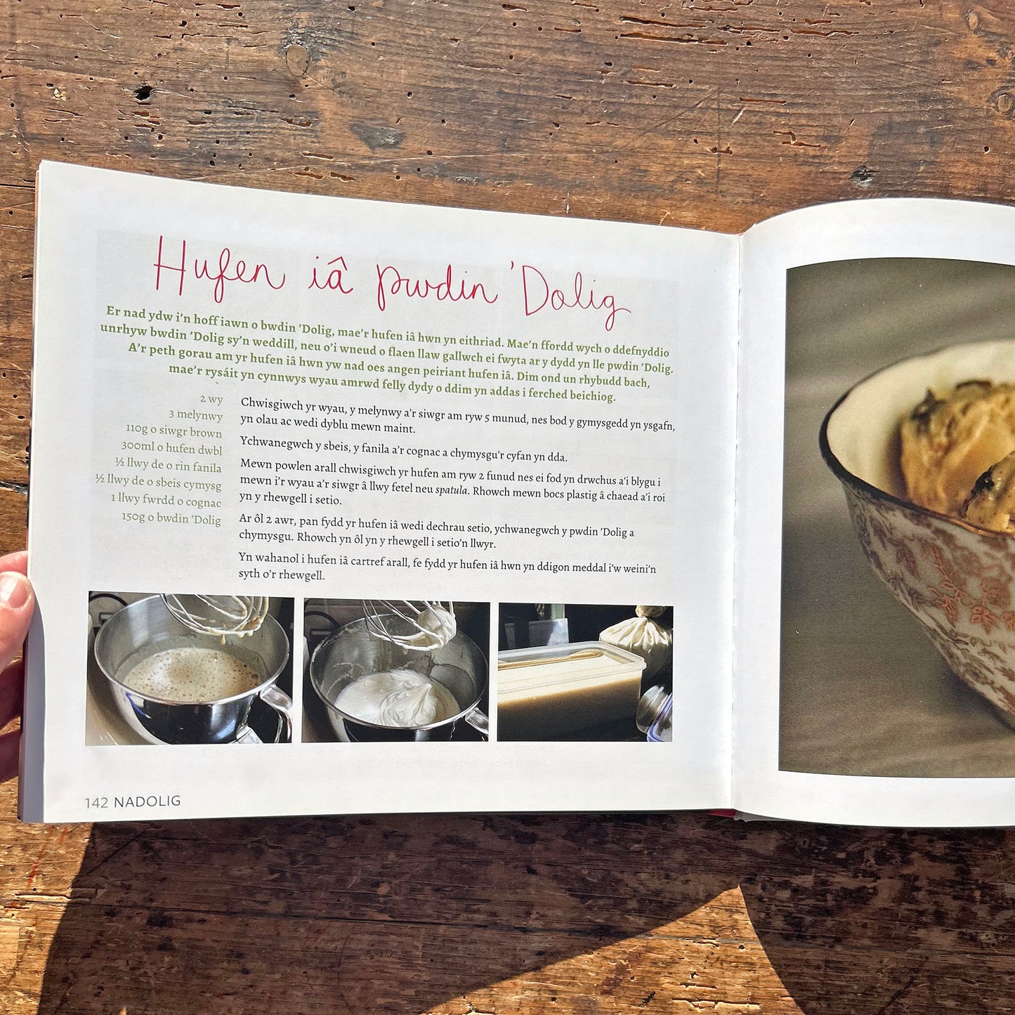 Paned a Chacen - Elliw Gwawr - Welsh Recipe Book (Preloved)