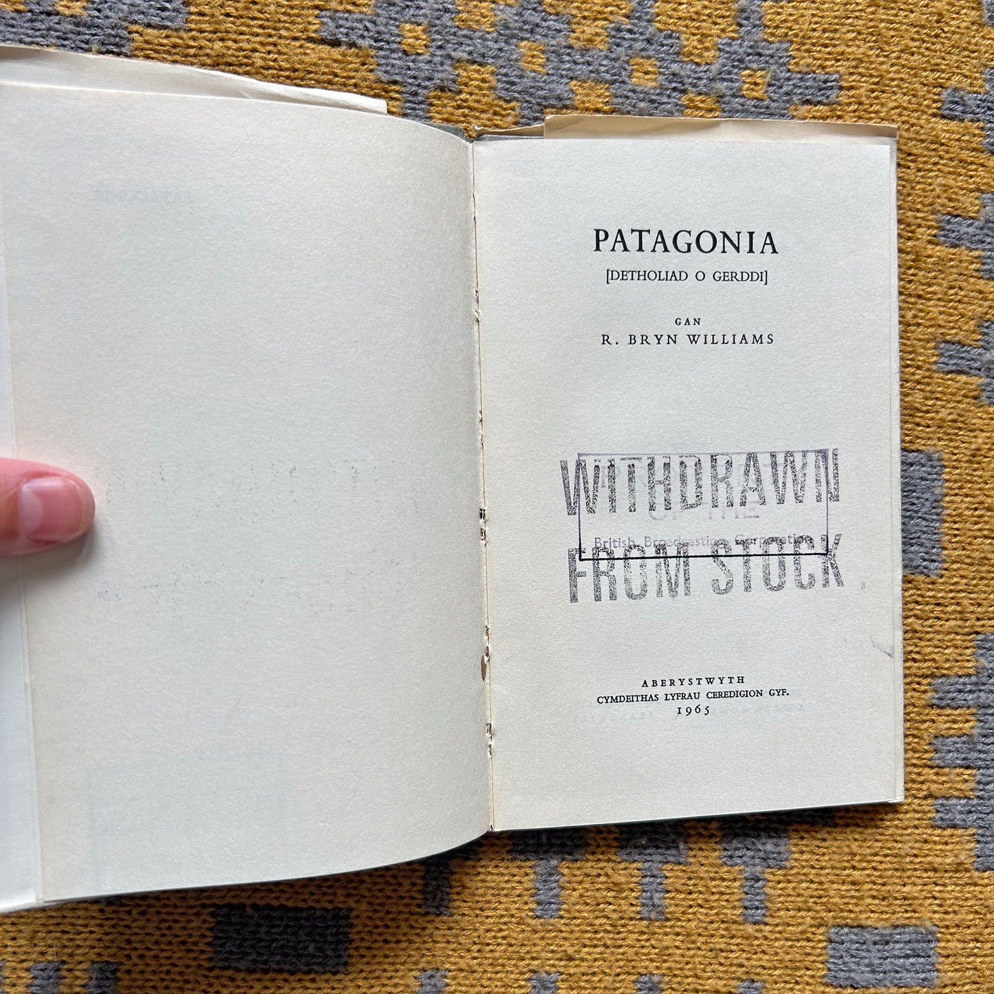 Patagonia - Detholiad o Farddoniaeth - R. Bryn Williams - 1965 (Preloved)
