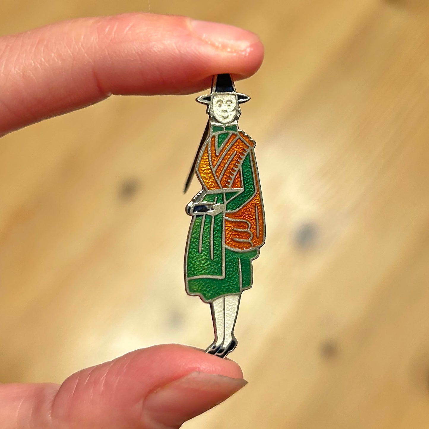 Pin / Brooch - Vintage / Antique - Silver - Welsh Lady (Preloved)