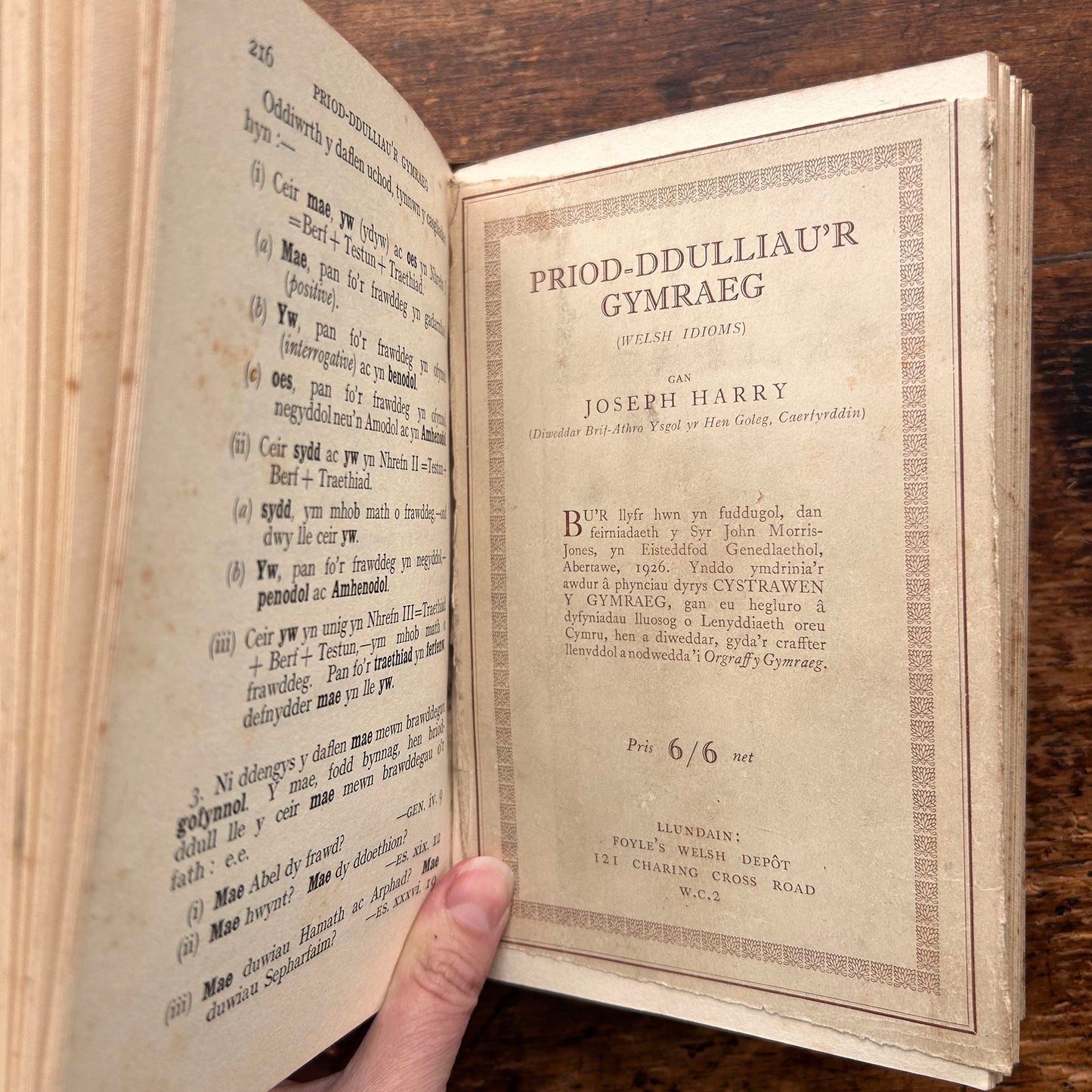 Priod-Ddulliau'r Gymraeg - Welsh Idoms - Joseph Harry - 1927 (Preloved)