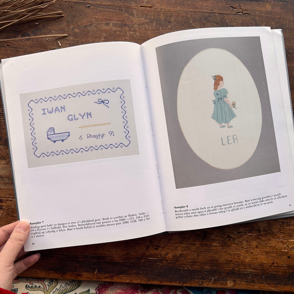Sampleri Cymreig - Welsh Samplers - Joyce Jones