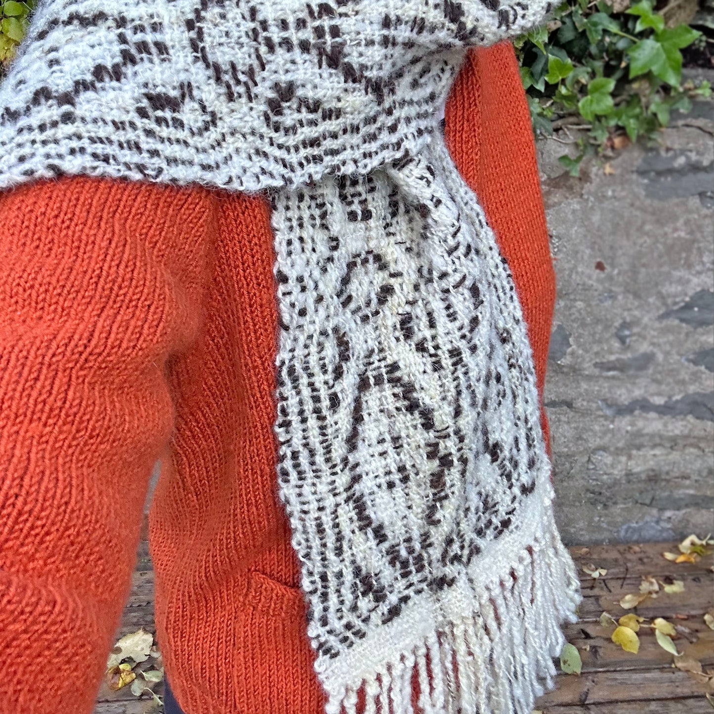 Scarf - Hand Spun / Woven in Wales - Natural Wool - Tapestry (Preloved / NWT)