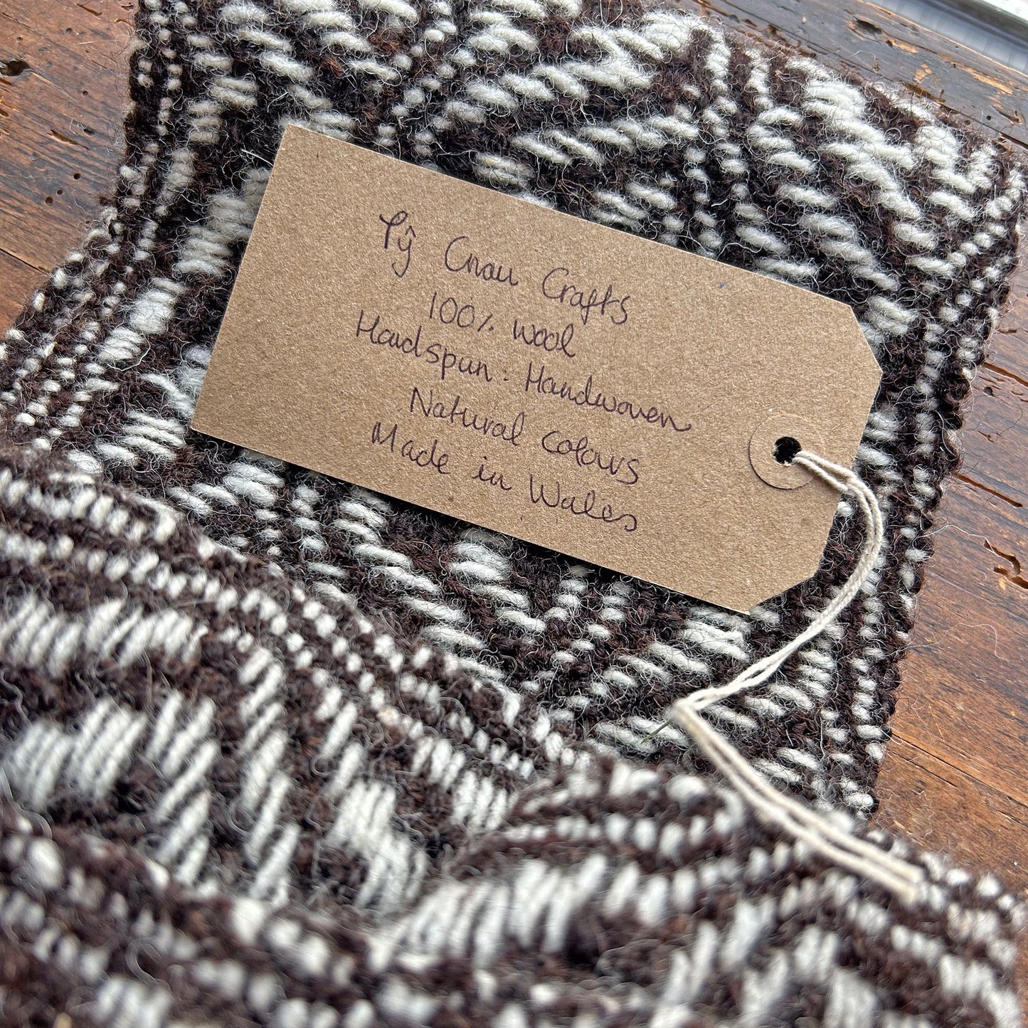 Scarf - Hand Spun / Woven in Wales - Natural Wool - Zig Zag (Preloved )