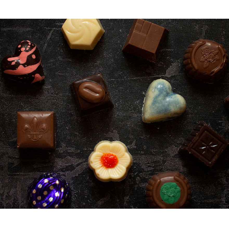 Selection Box - Sarah Bunton Welsh Chocolate - 12 / 130g