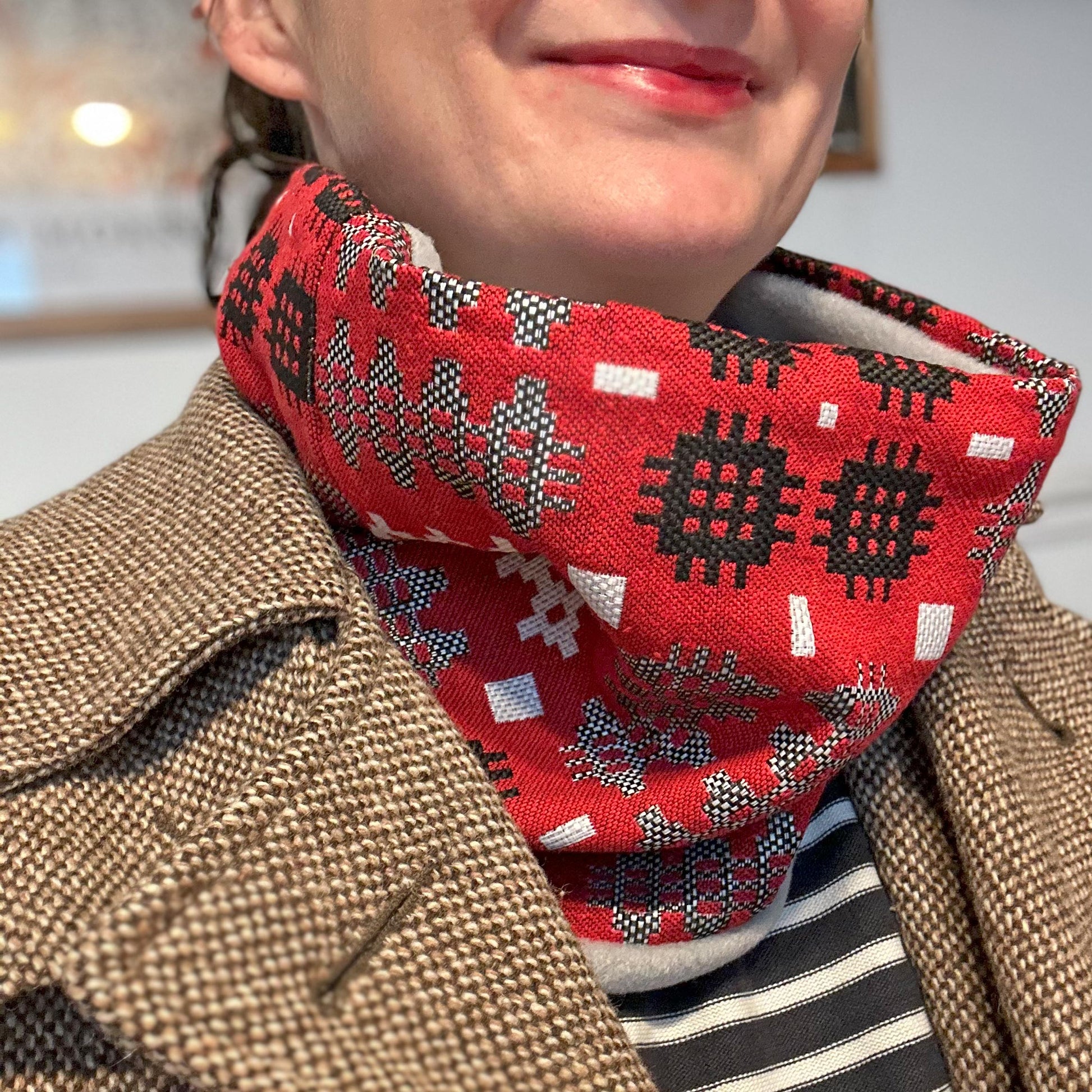 Snood / Scarf - Welsh Tapestry Print - Red