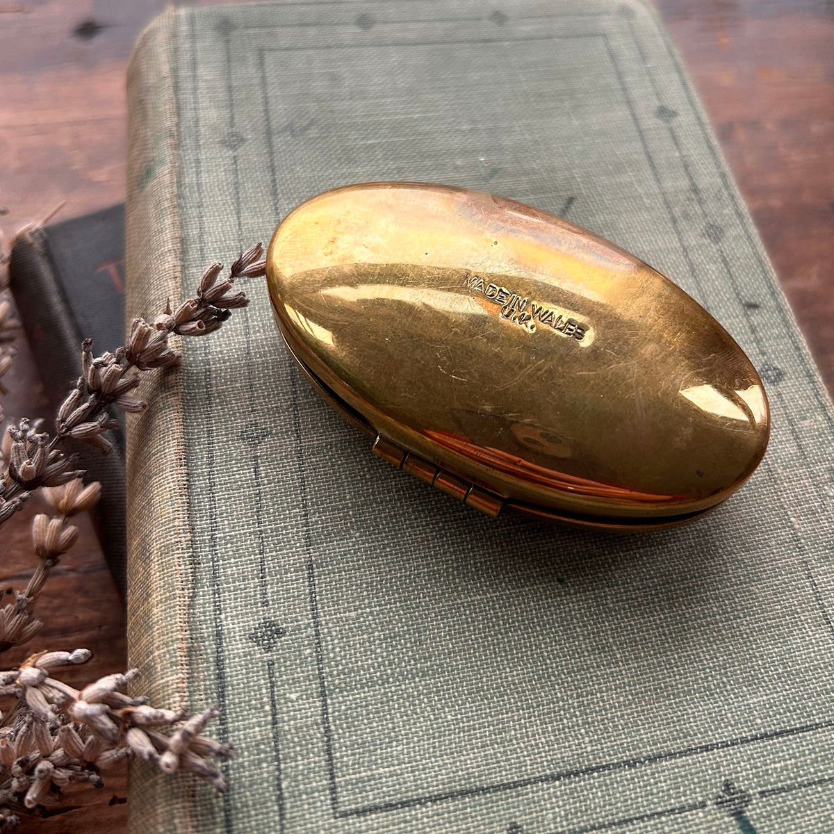 Snuff Box / Brass Oval Tin - Welsh Miner's - Cymru Dragon (Preloved)