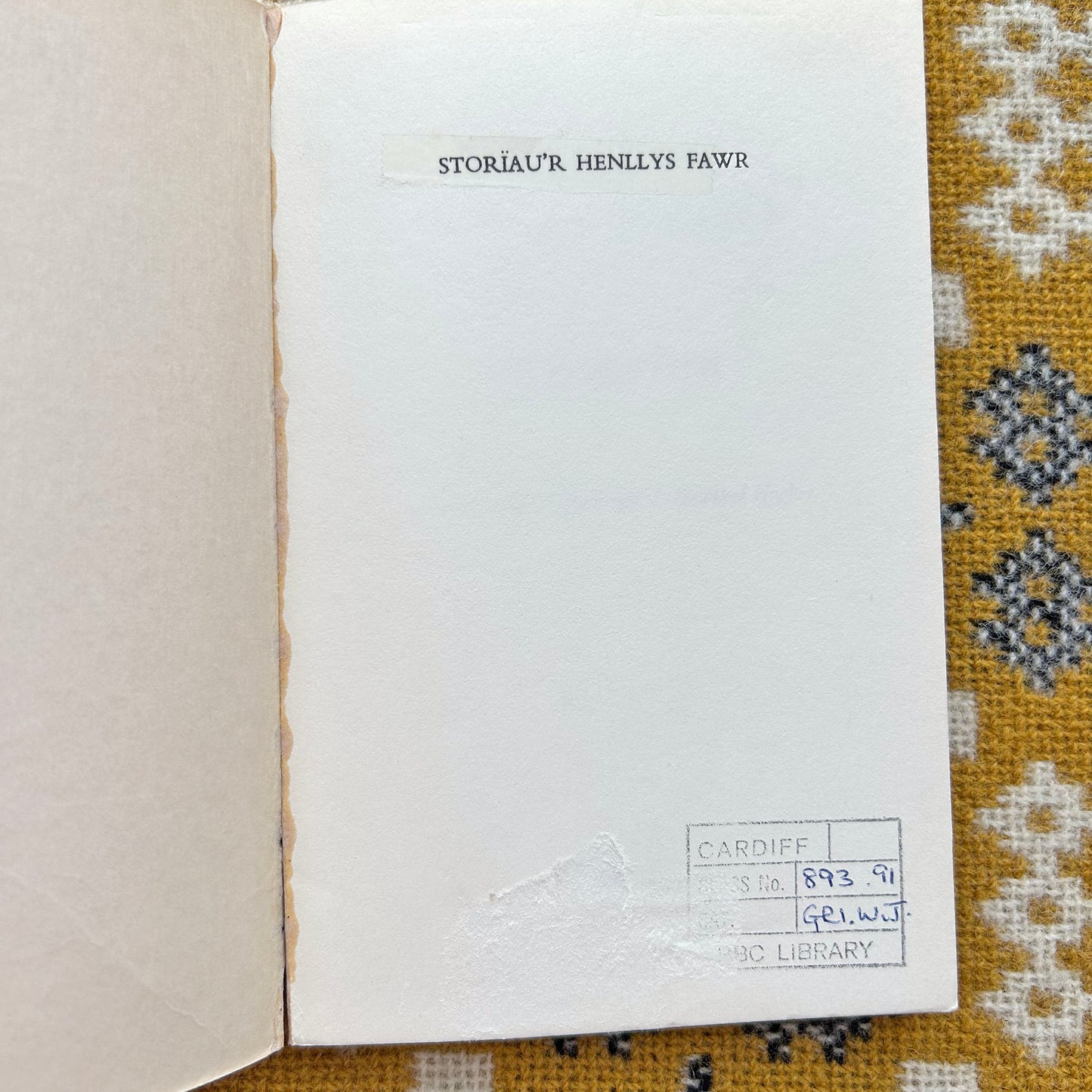 Storiau'r Henllys Fawr - W. J. Griffith - 1964 - Signed (Preloved)