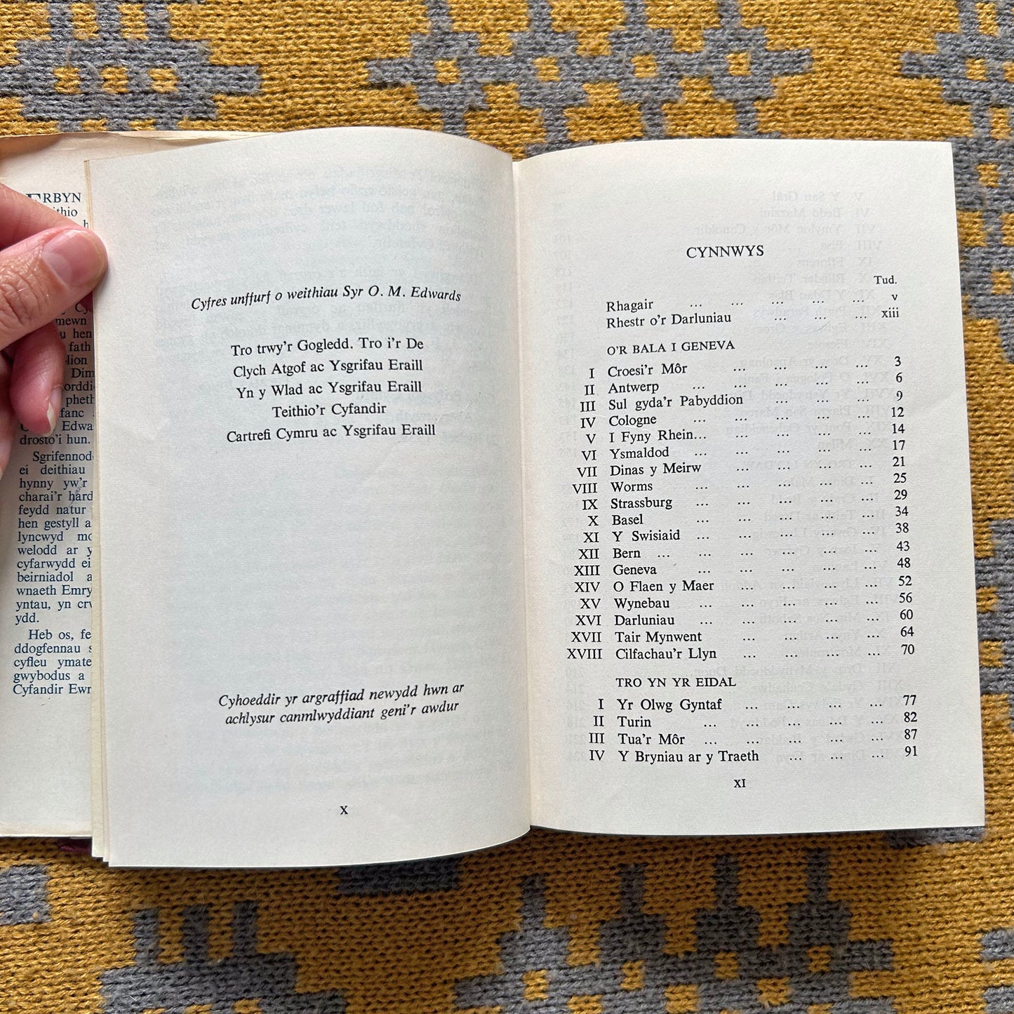 Teithio'r Cyfandir - Syr O.M Edwards - 1960 (Preloved)