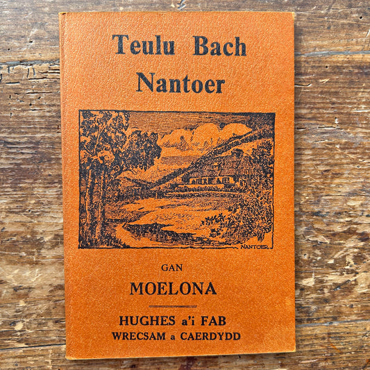 Teulu Bach Nantoer - Moelona 1956 (Preloved)