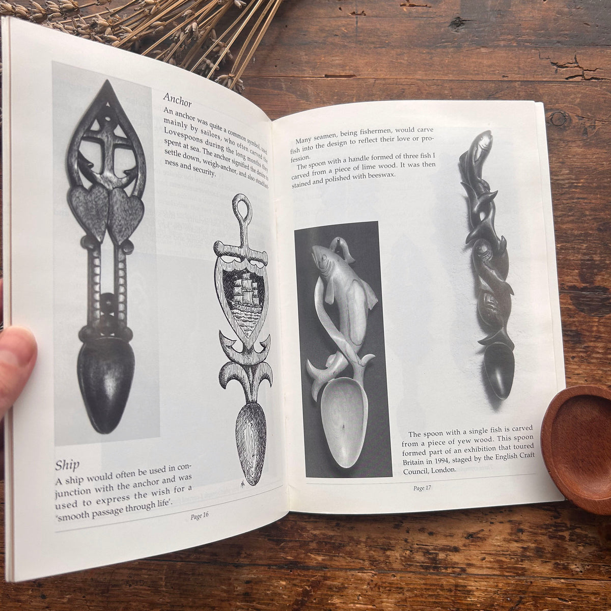 The Welsh Lovespoon - Mike Davies - 1996 (Preloved)