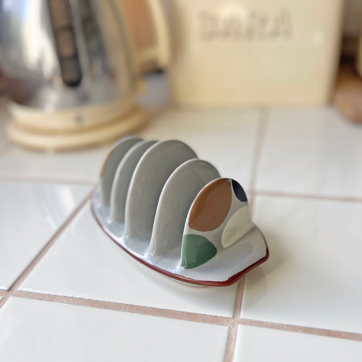 Toast Rack - Welsh Pottery - Melin Tregywnt - Mondo Spots - Stone (Preloved)