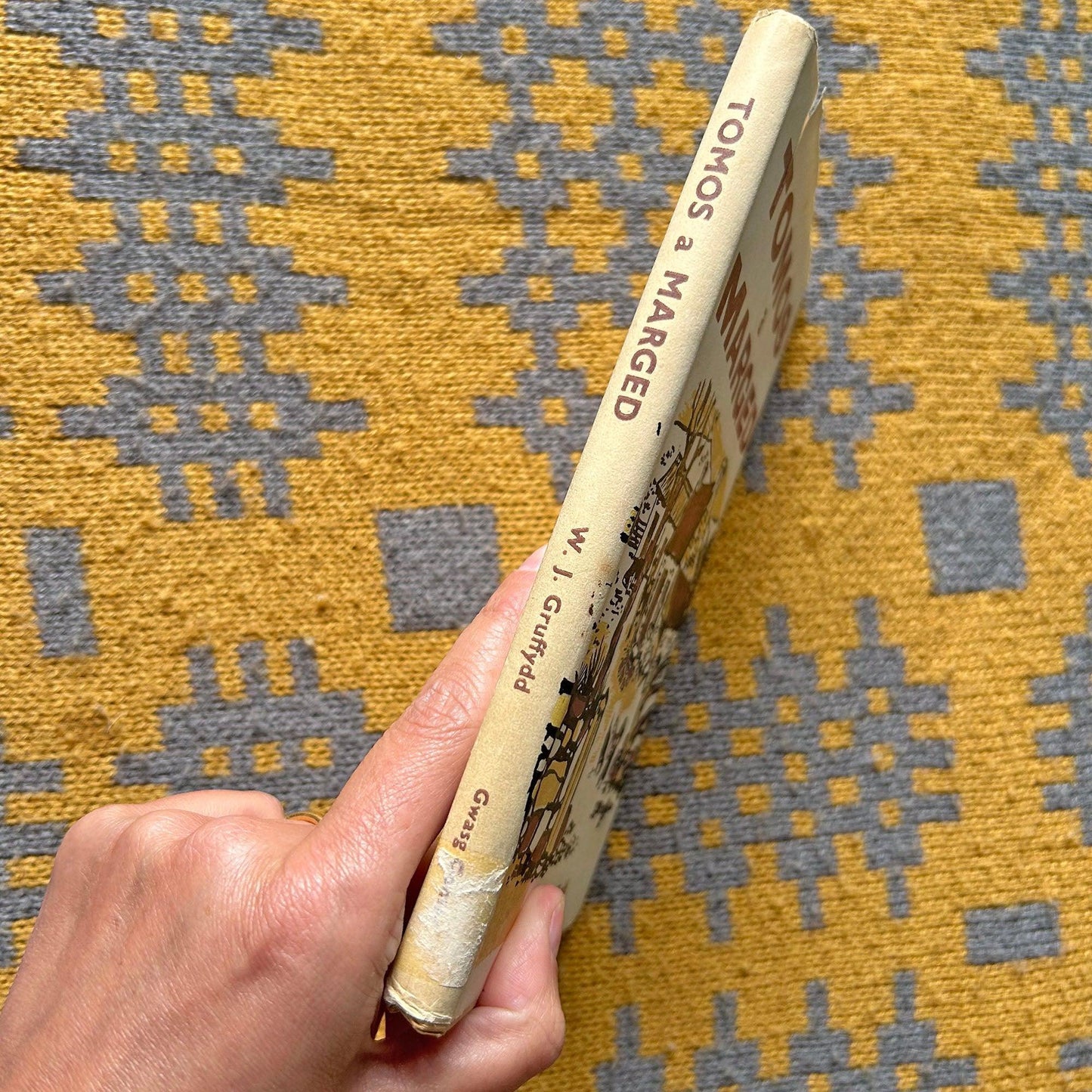 Tomos a Marged - W. J. Gruffydd - 1965 1st ed. (Preloved)