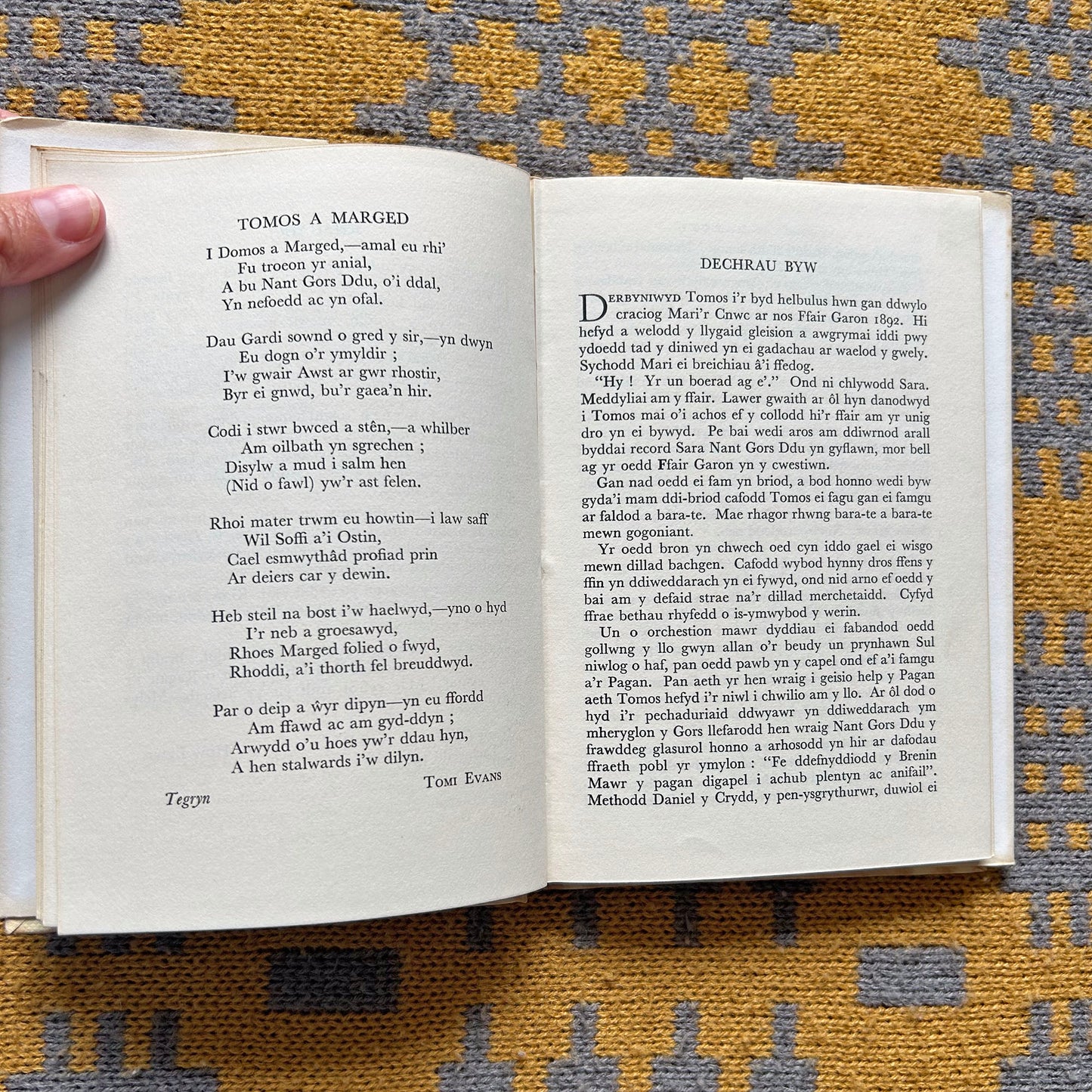 Tomos a Marged - W. J. Gruffydd - 1965 1st ed. (Preloved)