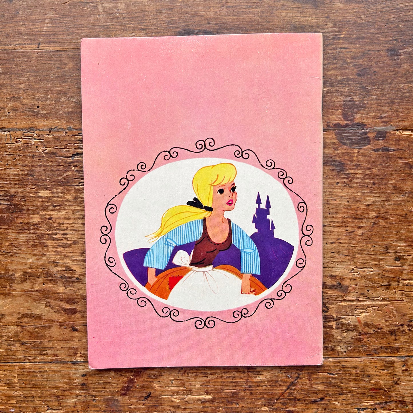 Ulw-Ela - Cinderella - Vintage Welsh Book (Preloved)