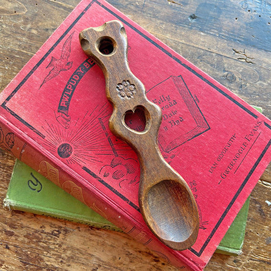 Vintage Love Spoon - Hand Carved - Flower & Heart (Preloved)