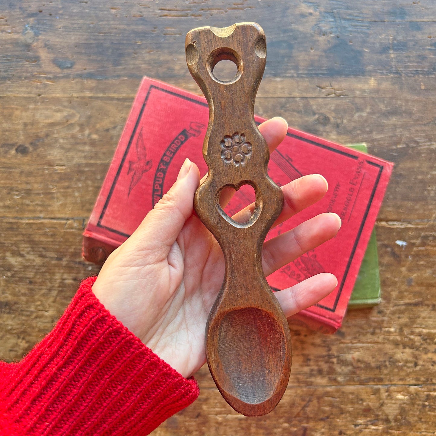 Vintage Love Spoon - Hand Carved - Flower & Heart (Preloved)